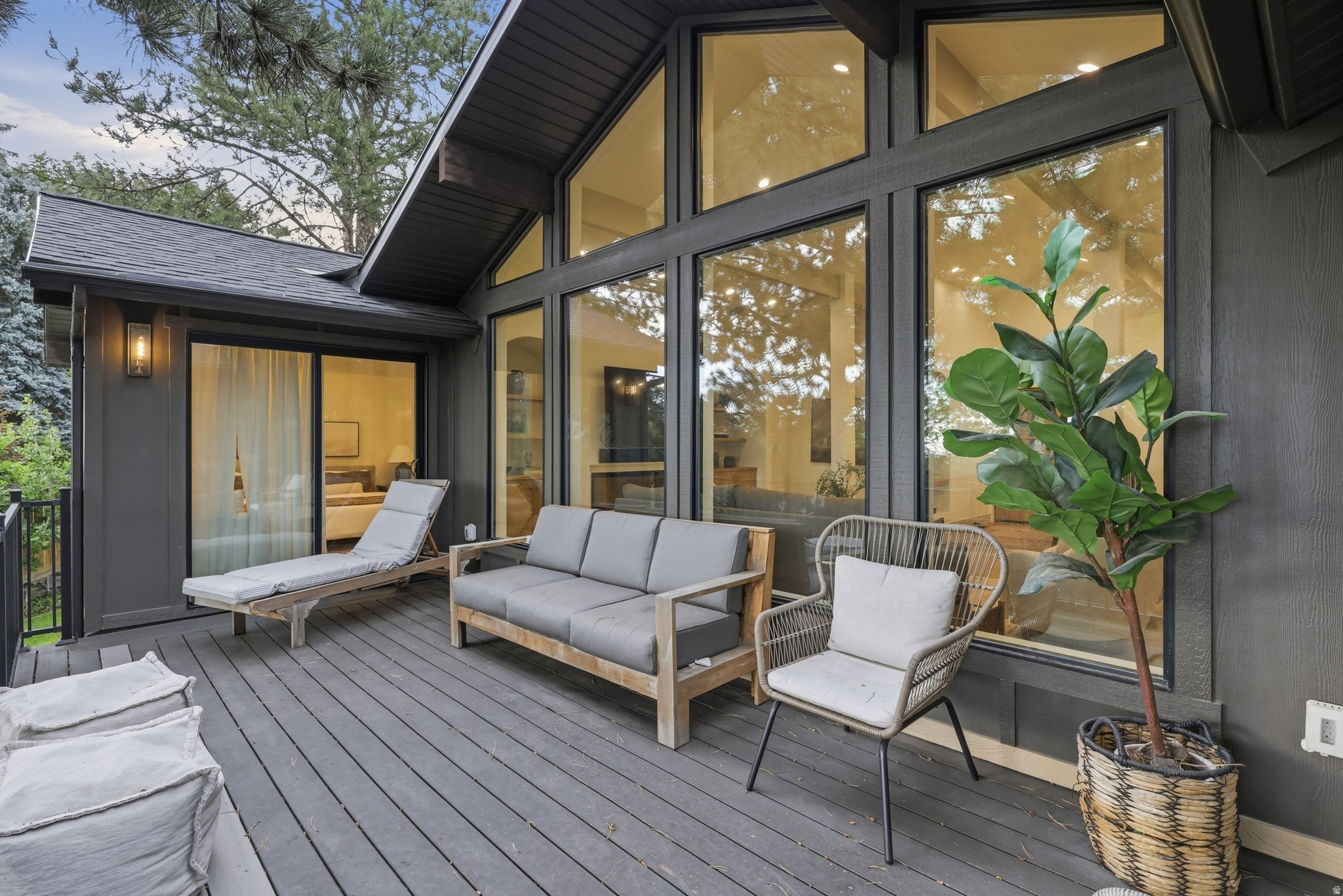 INDIAN HILLS - Residential