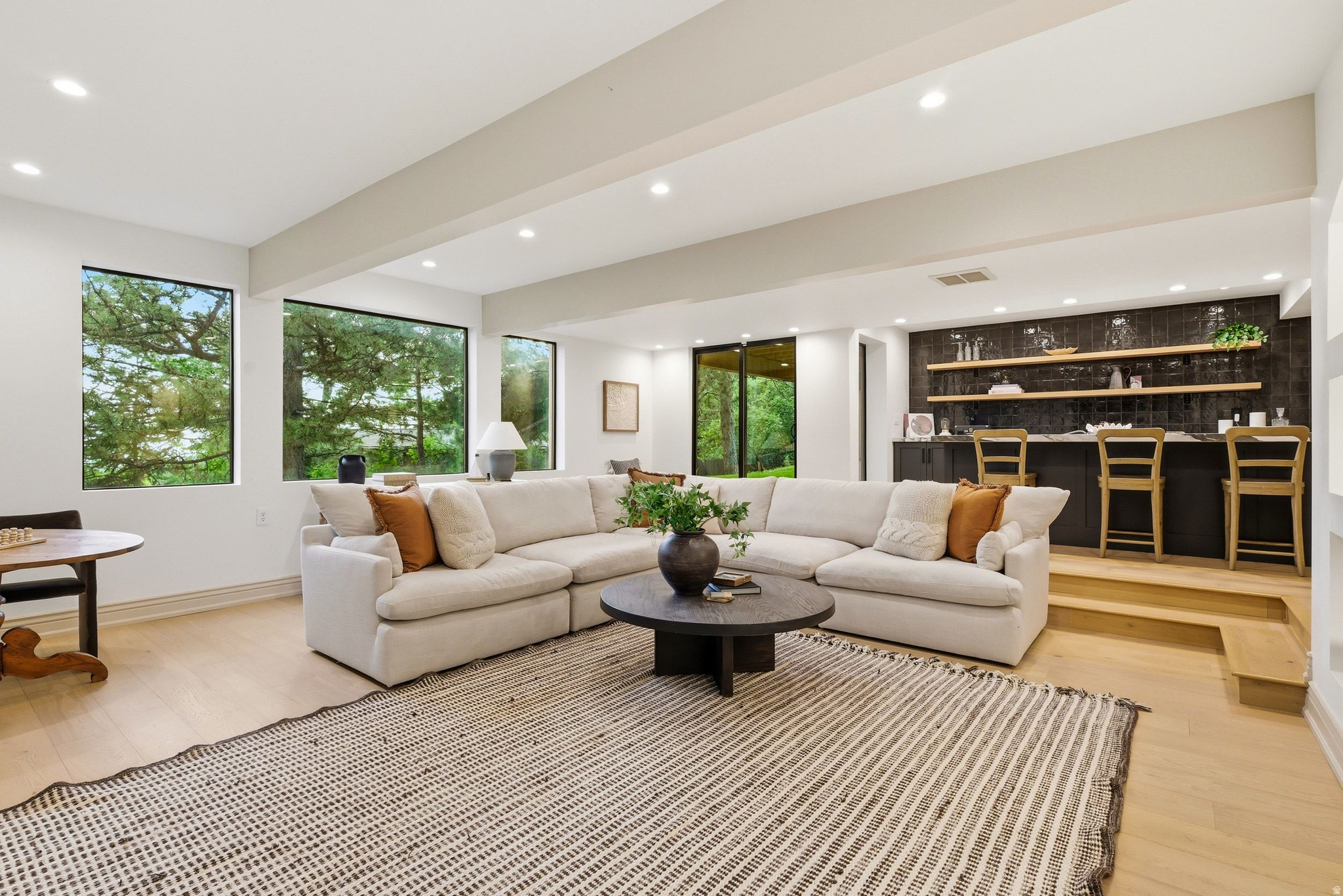INDIAN HILLS - Residential