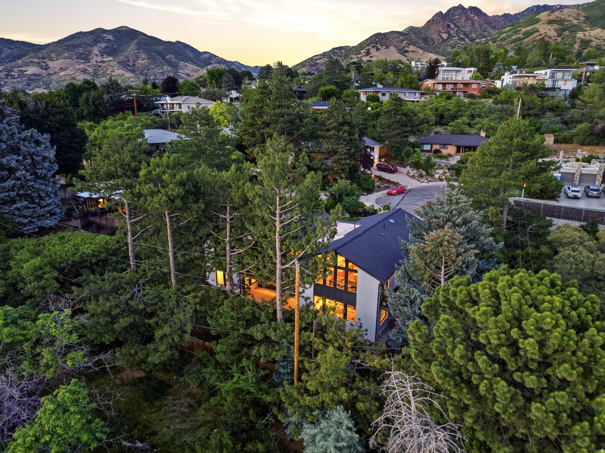 INDIAN HILLS - Residential