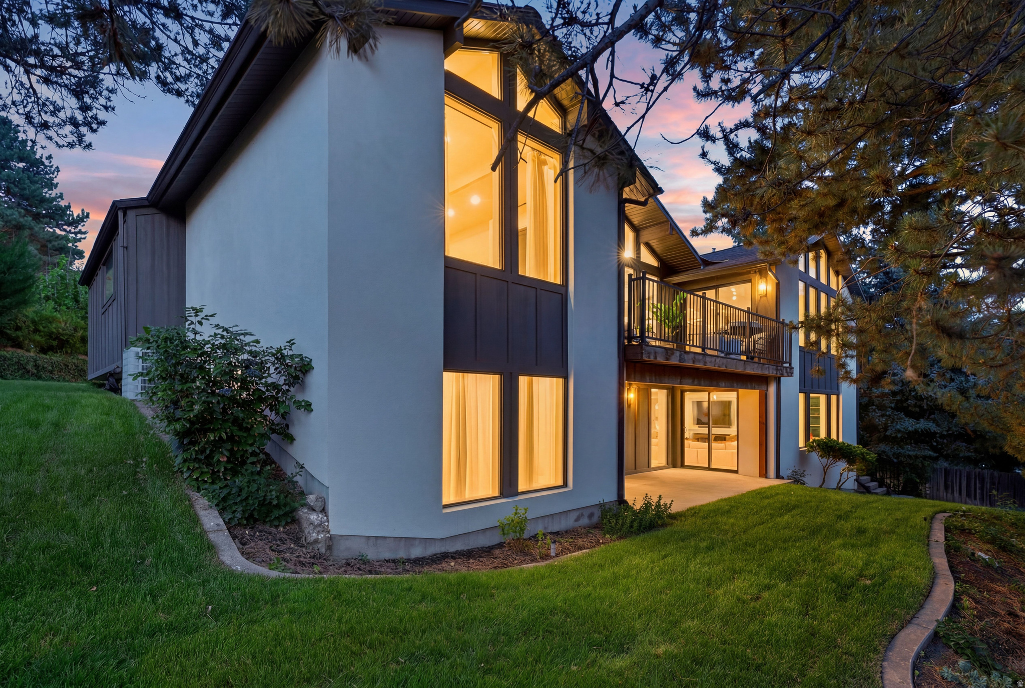 INDIAN HILLS - Residential