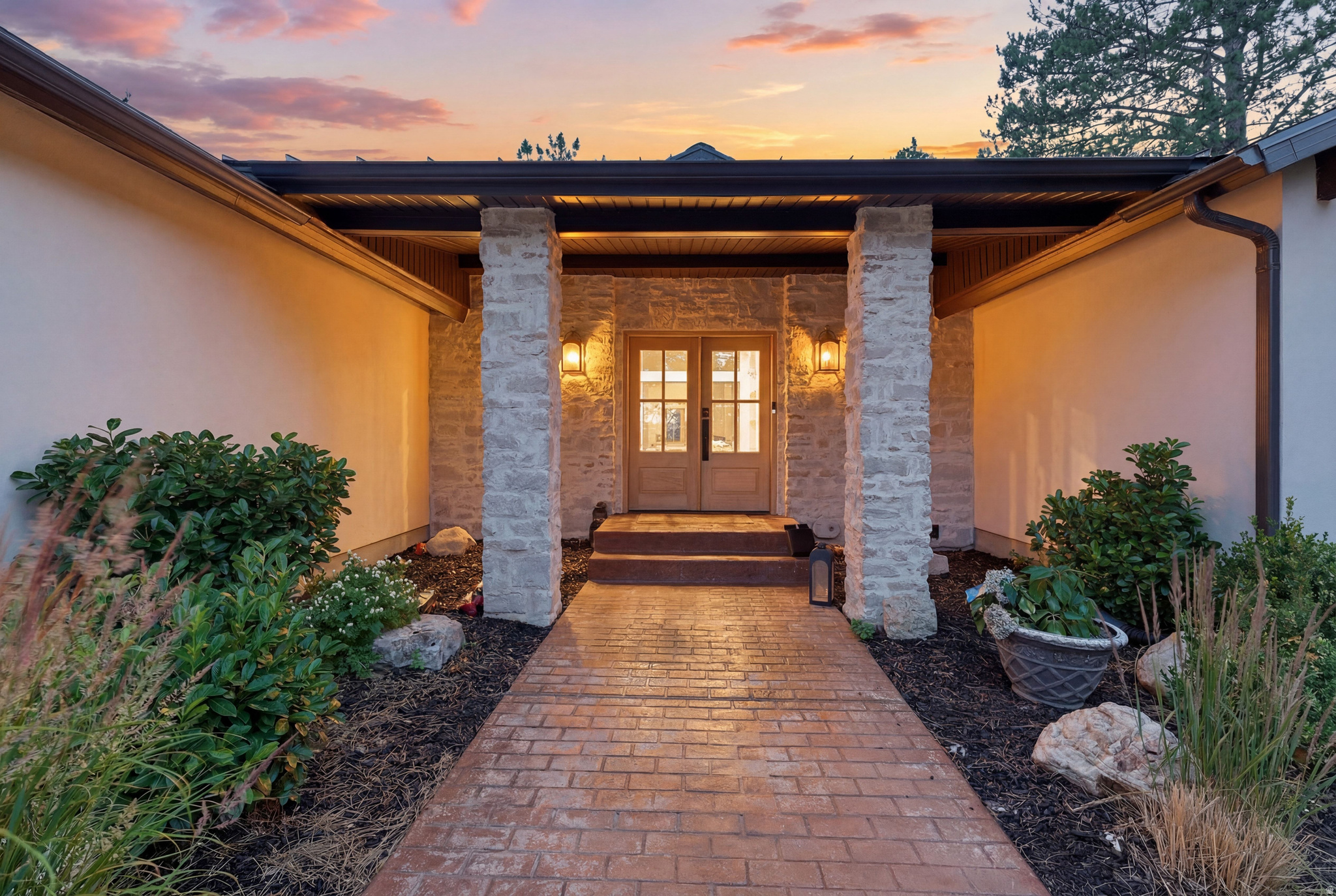 INDIAN HILLS - Residential