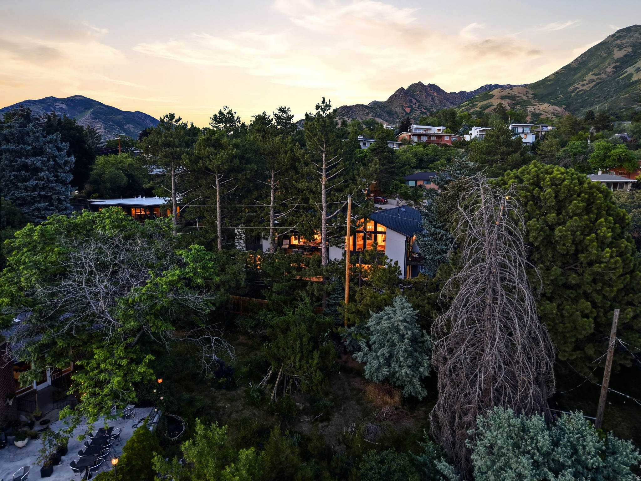 INDIAN HILLS - Residential