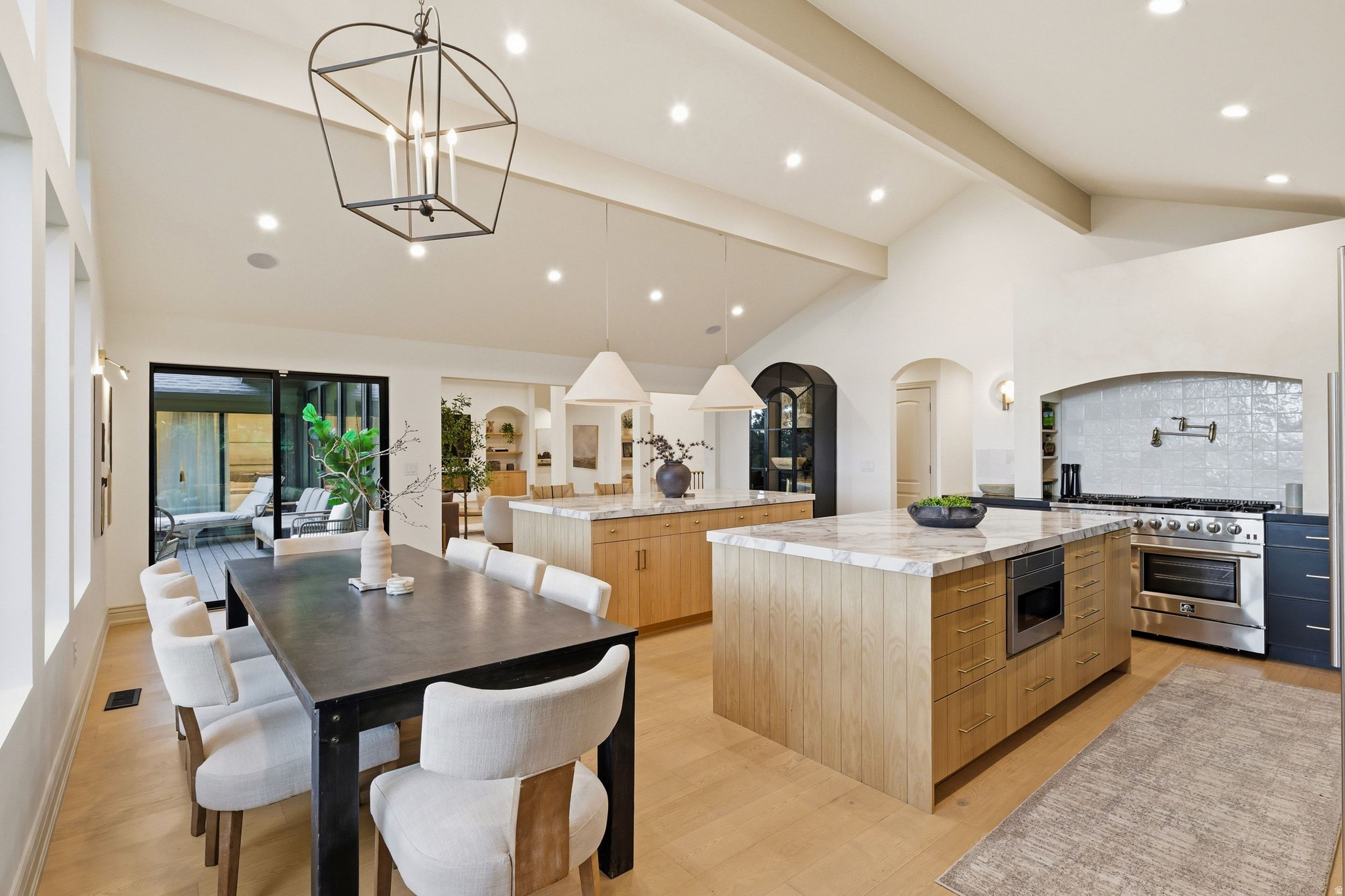INDIAN HILLS - Residential