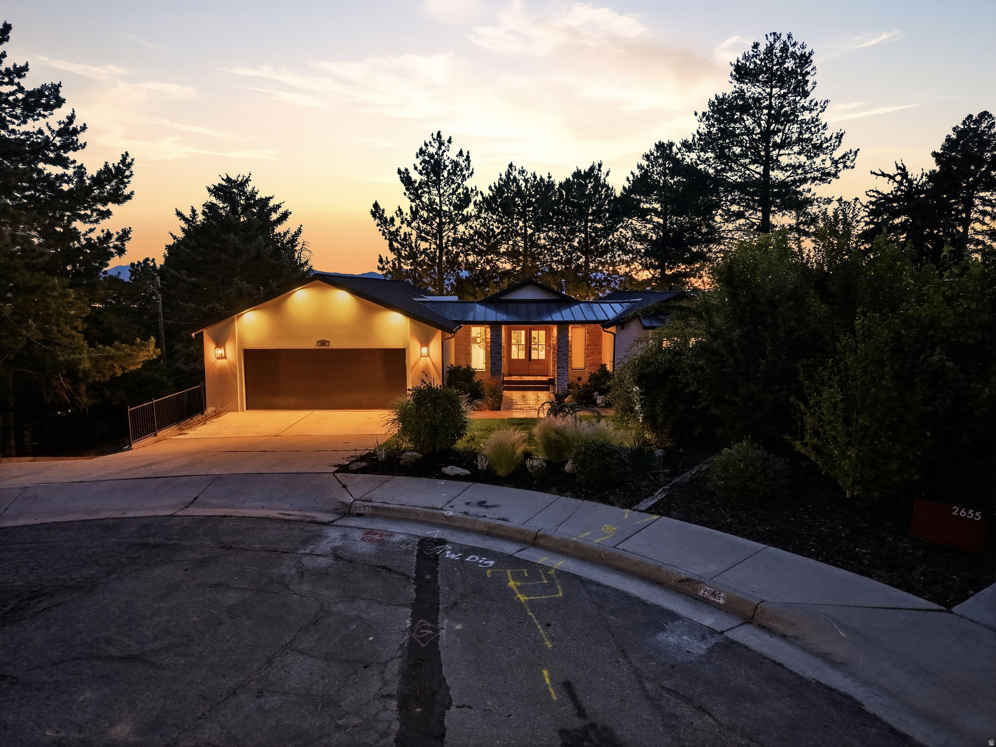 INDIAN HILLS - Residential