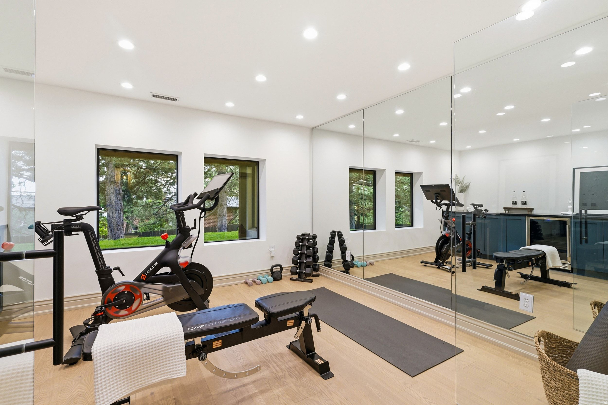 INDIAN HILLS - Residential