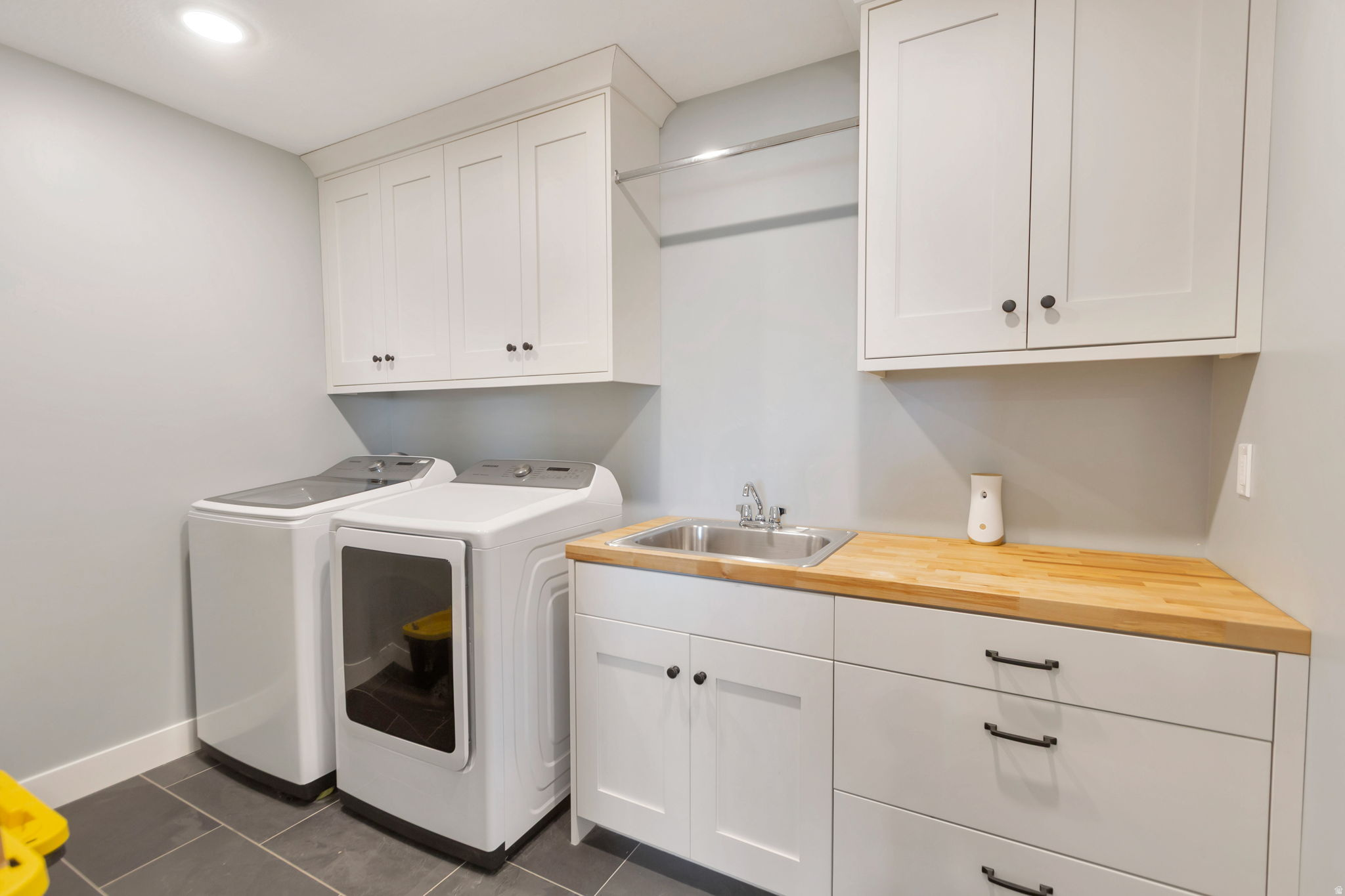 MOND-AIRE HEIGHTS SU - Residential