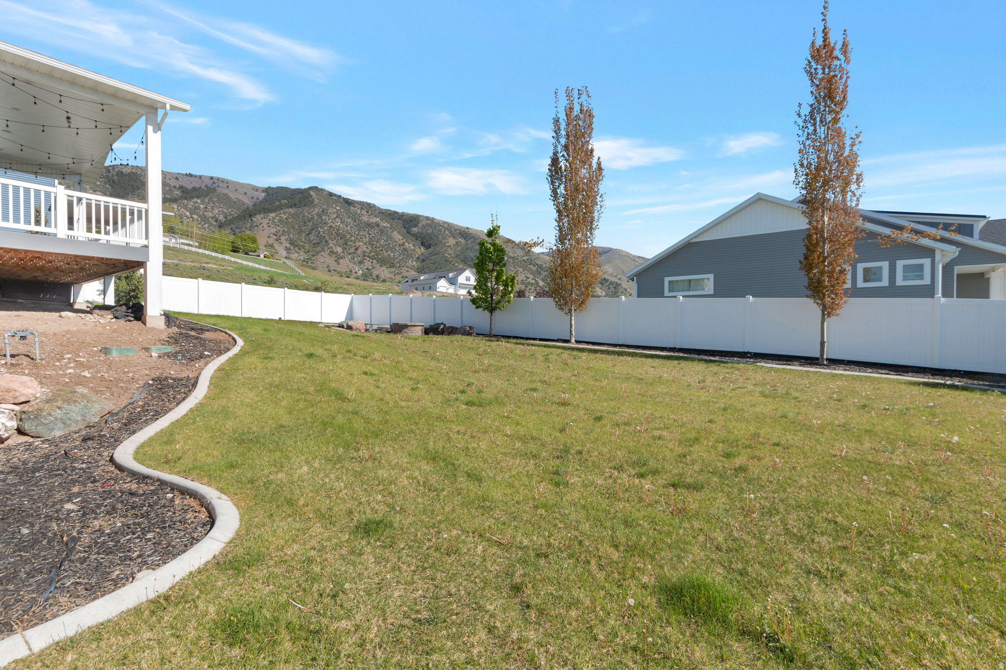 MOND-AIRE HEIGHTS SU - Residential