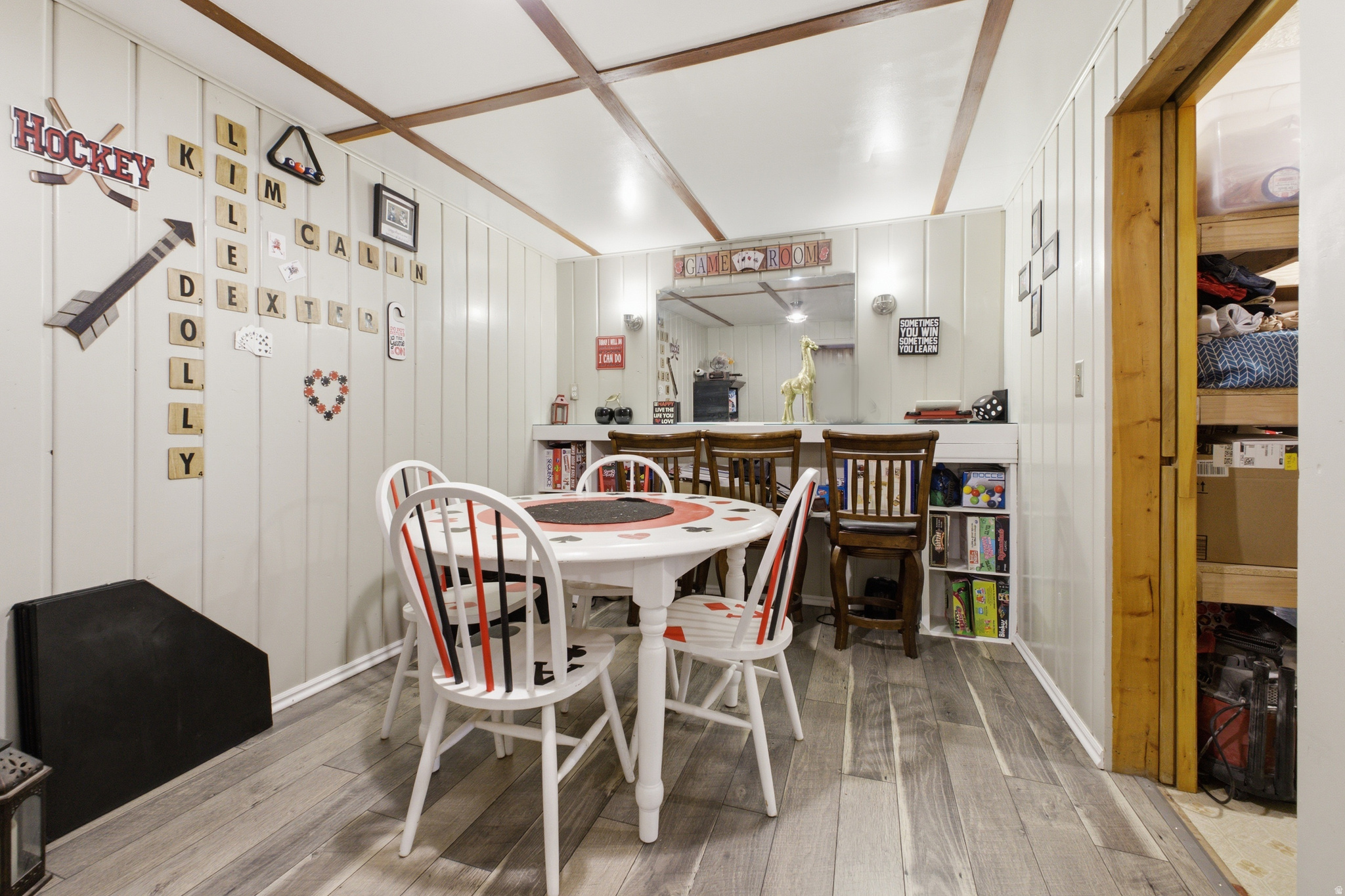 DONITA - Residential