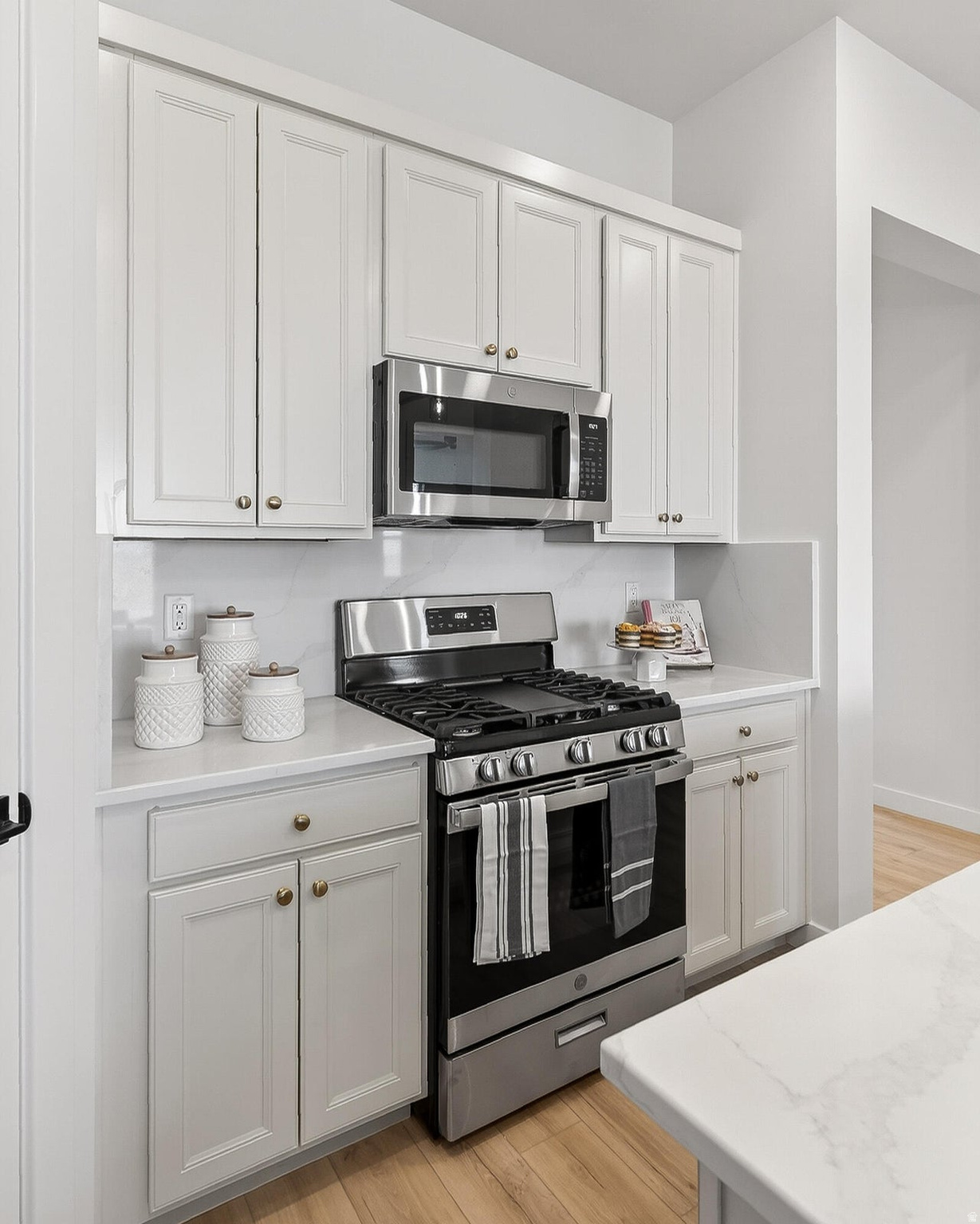 SKY VIEW ESTATES - Residential