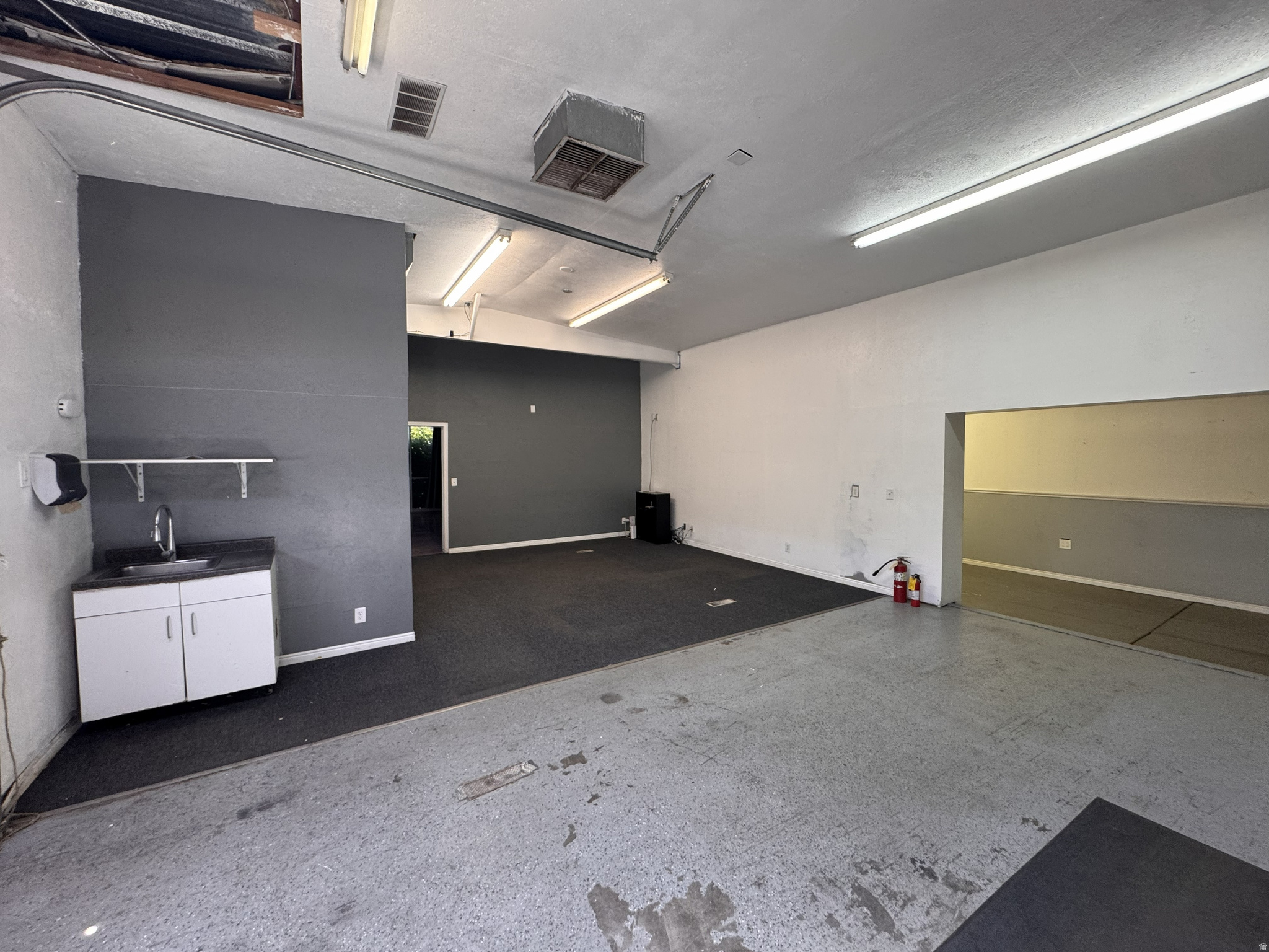 PLAT A BIG FIELD SUR - Commercial Sale