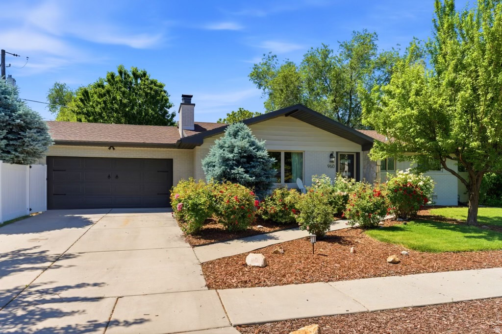 SAGE HILL - Residential