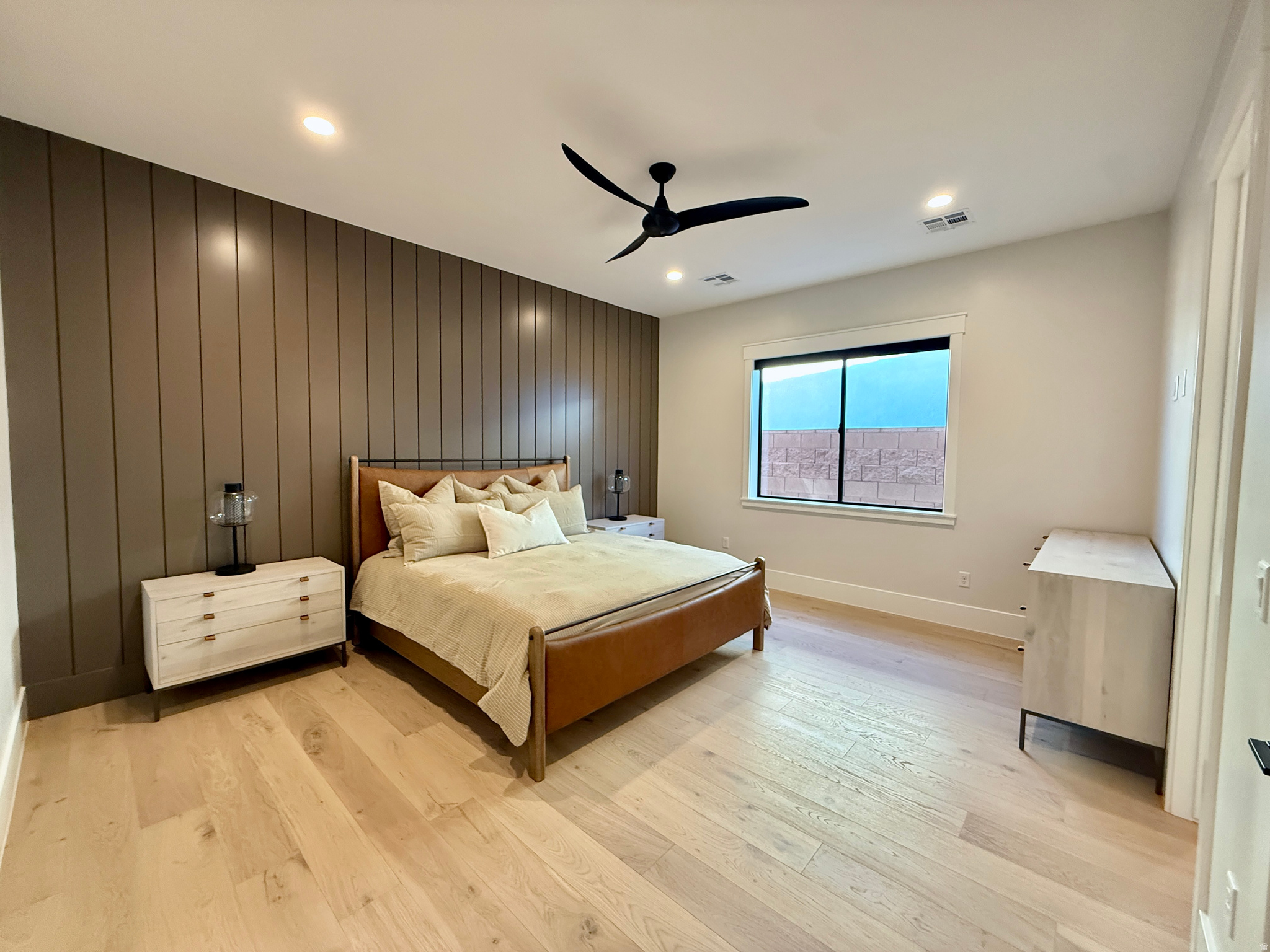 LAKESIDE AT STUCKI FARMS - Residential