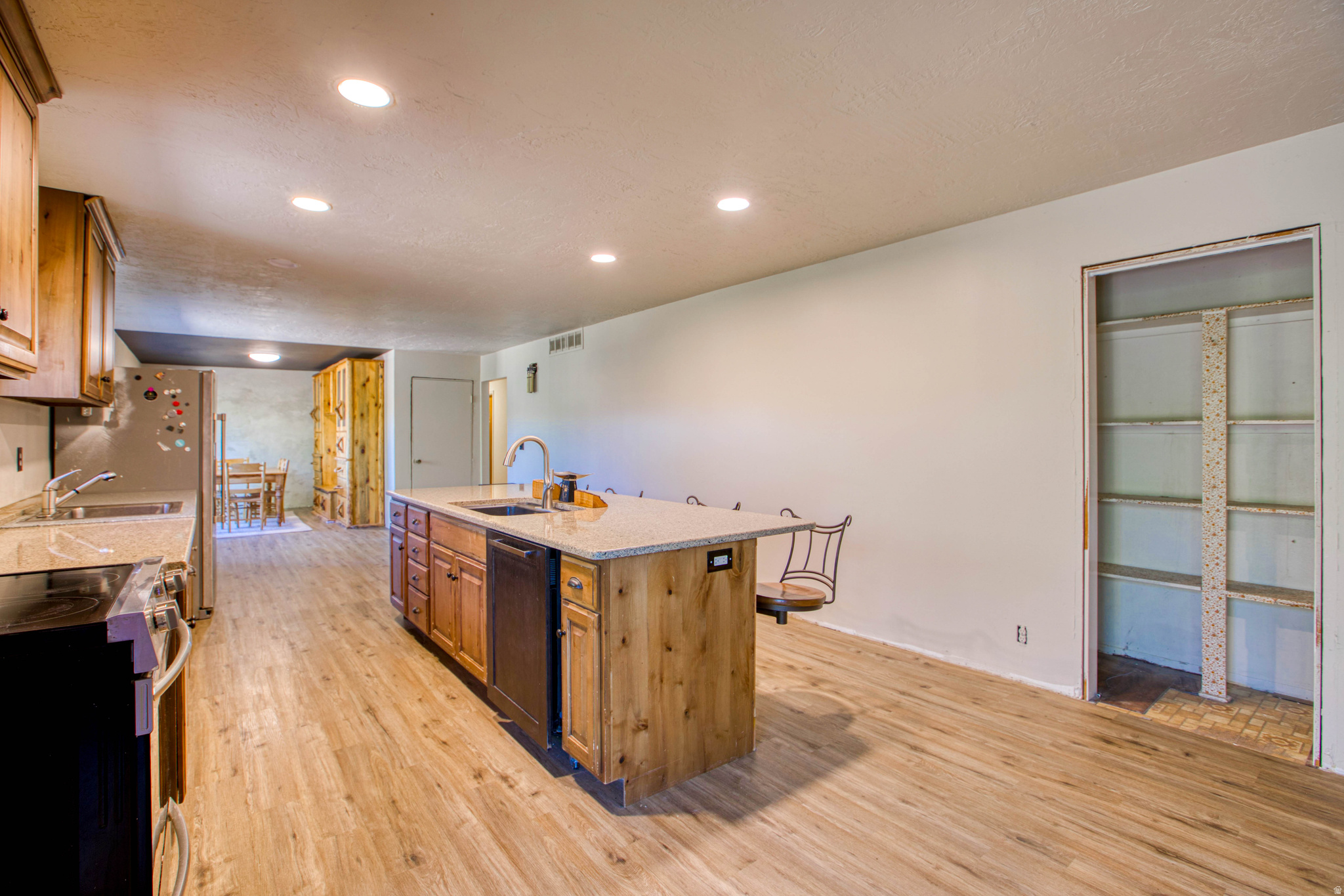 HIGHLAND ESTATES - Residential