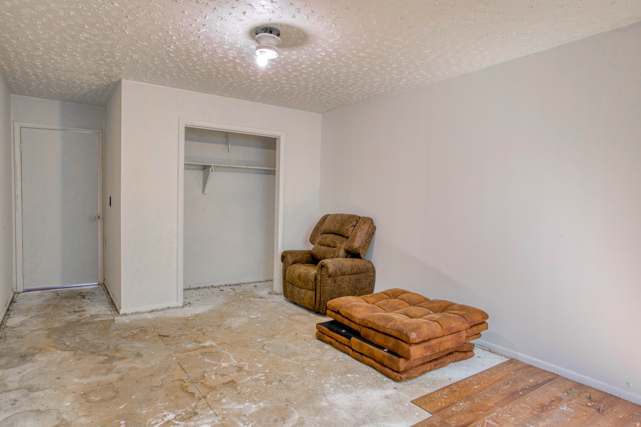 HIGHLAND ESTATES - Residential