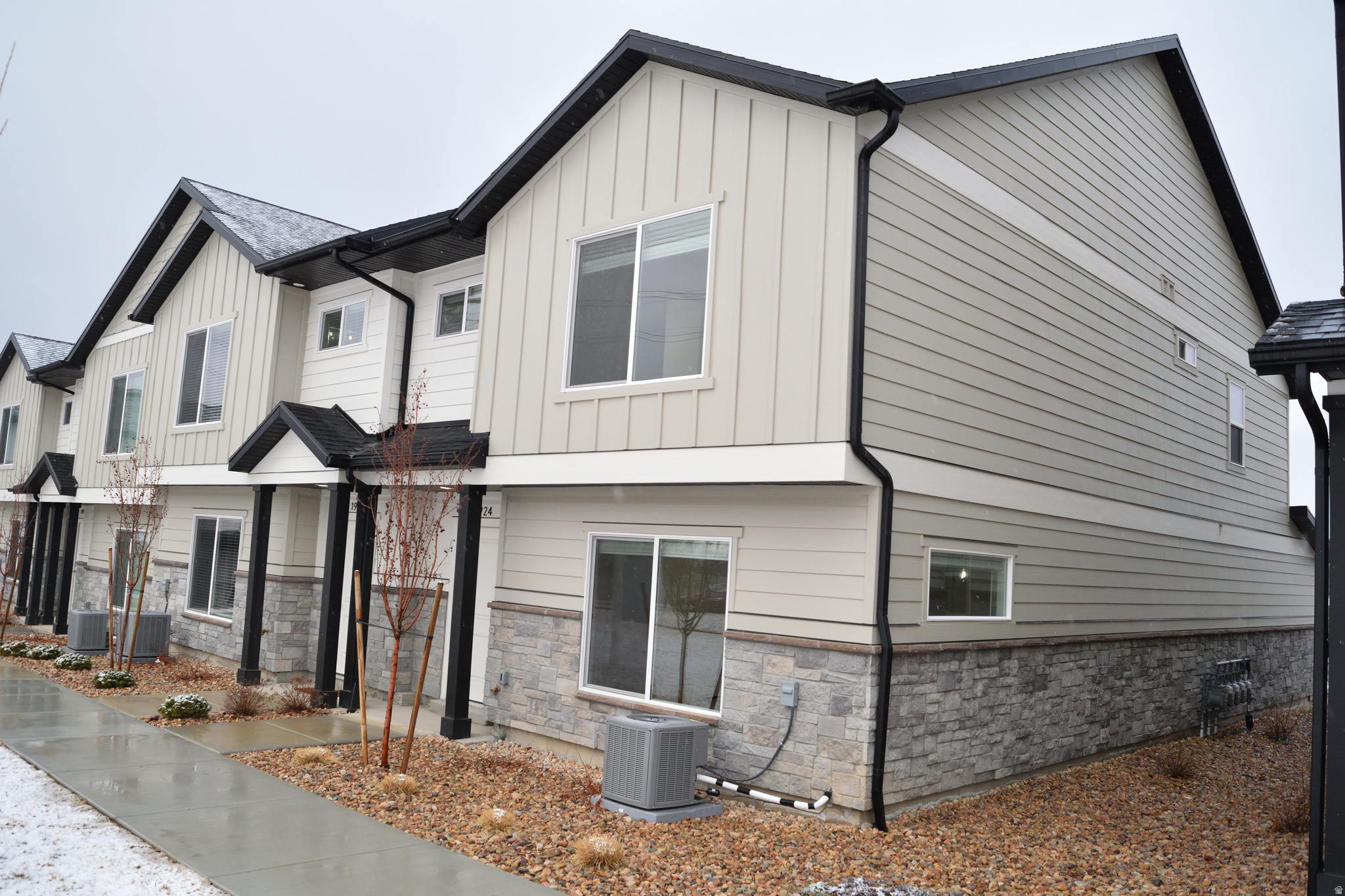 MEADOW CREEK RIDGE - Residential