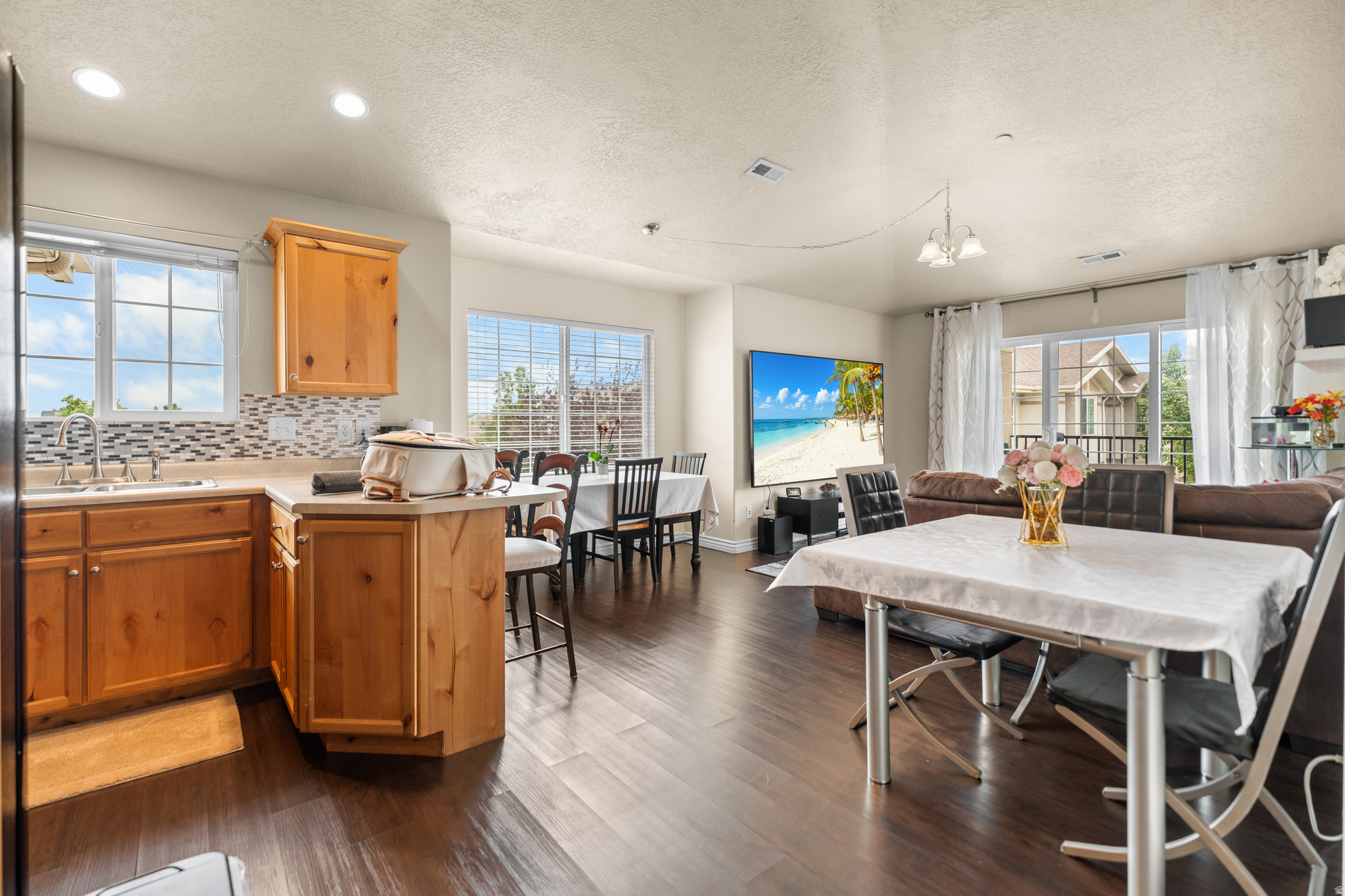 CAMBRIA - Residential