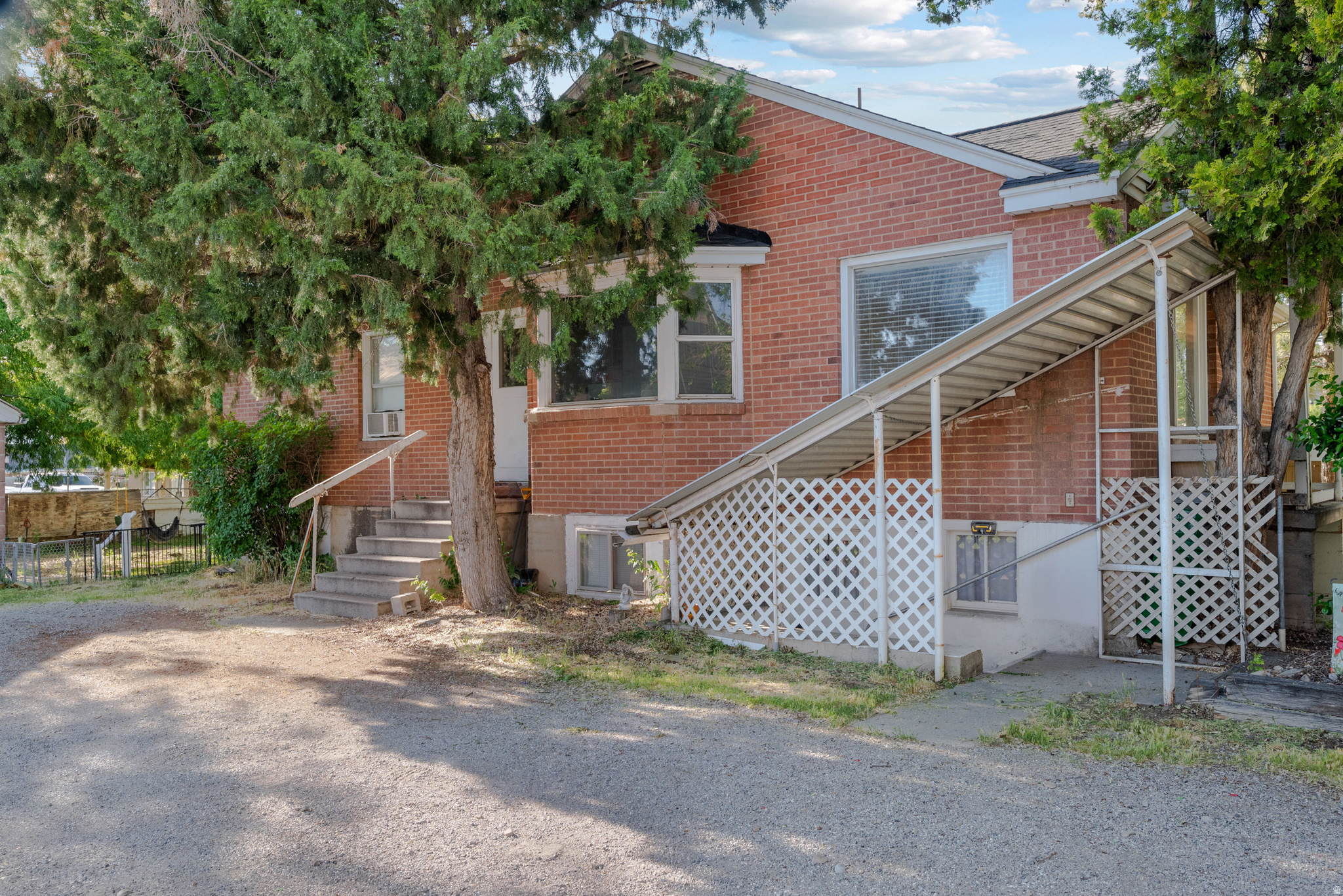 RIDERWOOD VILLAGE - Residential
