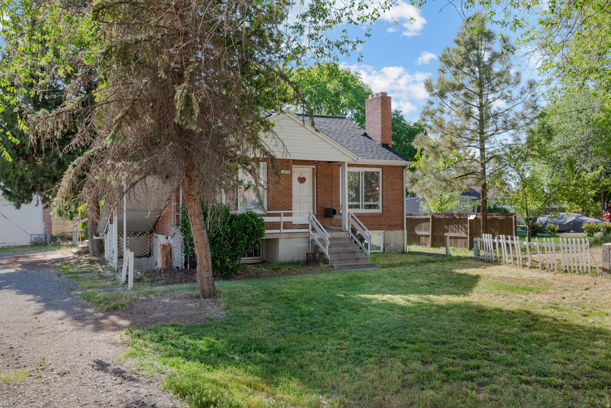 RIDERWOOD VILLAGE - Residential