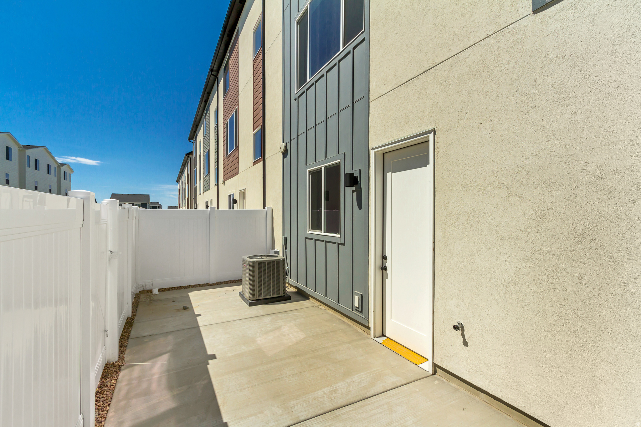 TOWNS AT BRYLEE FARMS - Residential