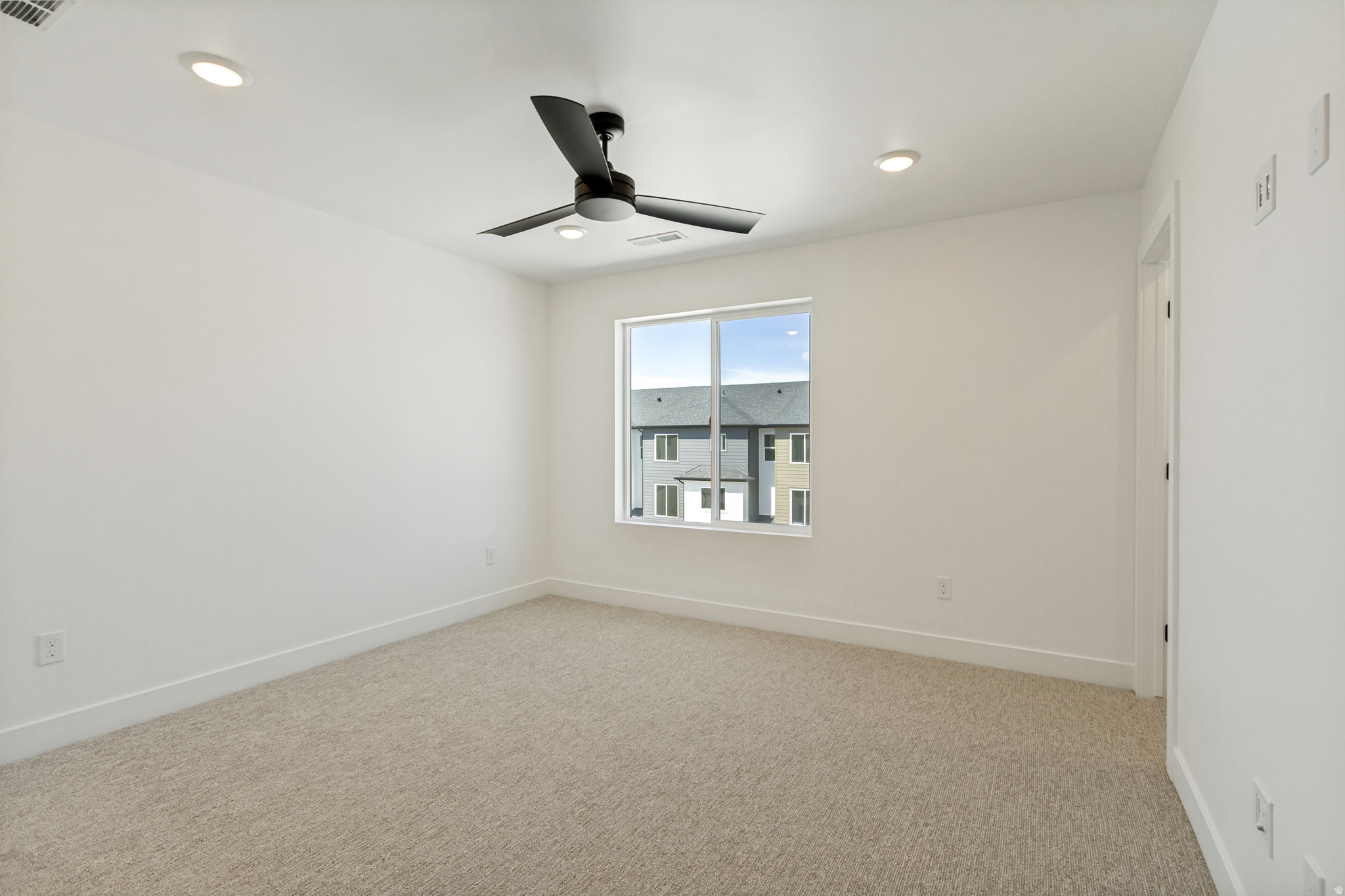 TOWNS AT BRYLEE FARMS - Residential