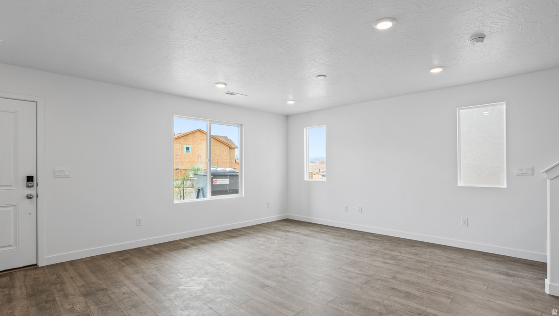 LAVENDAR CANYON AT LONG VALLEY - Residential