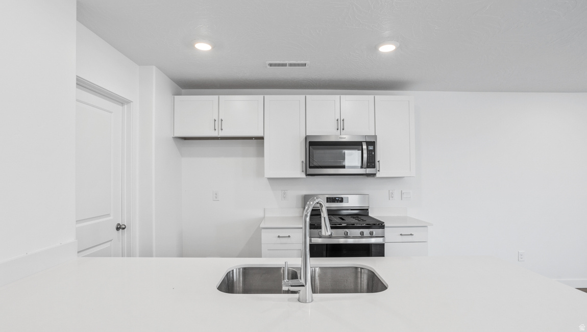 LAVENDAR CANYON AT LONG VALLEY - Residential