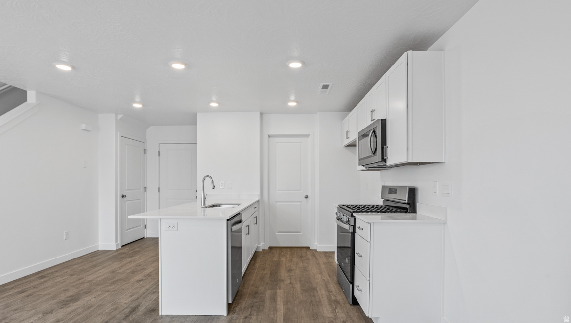 LAVENDAR CANYON AT LONG VALLEY - Residential