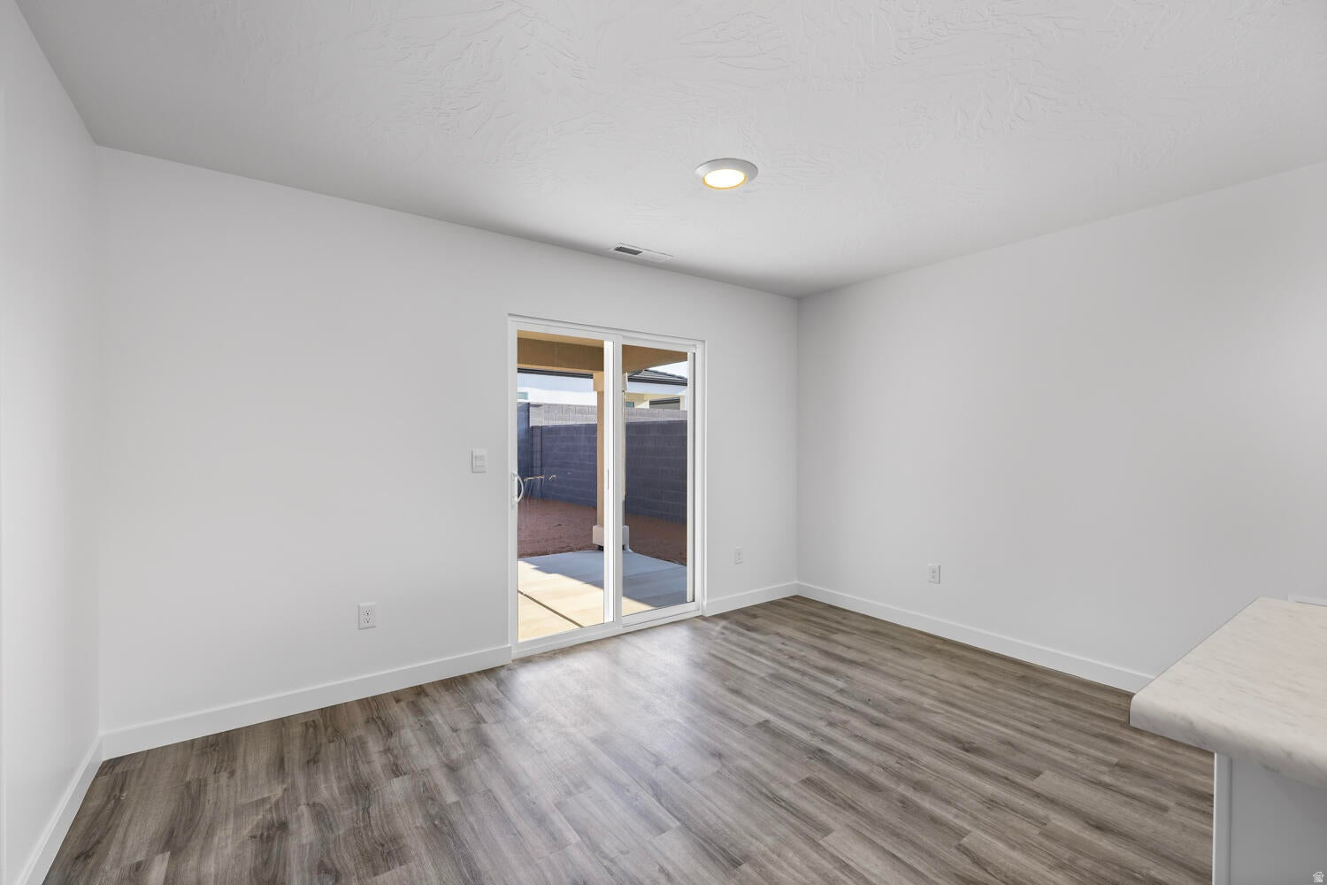 LONG VALLEY - Residential