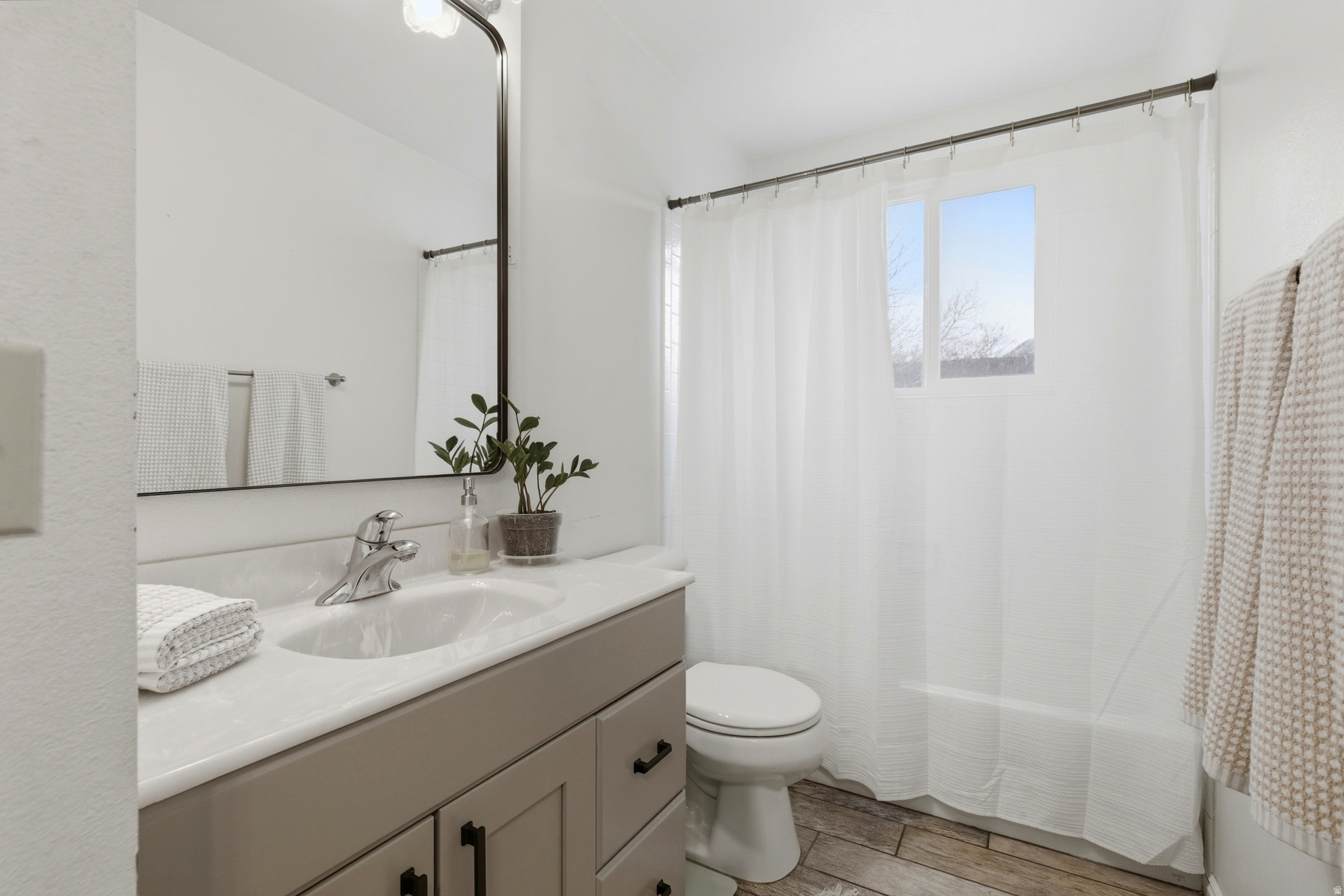 SHADOW HILLS EAST #1 - Residential