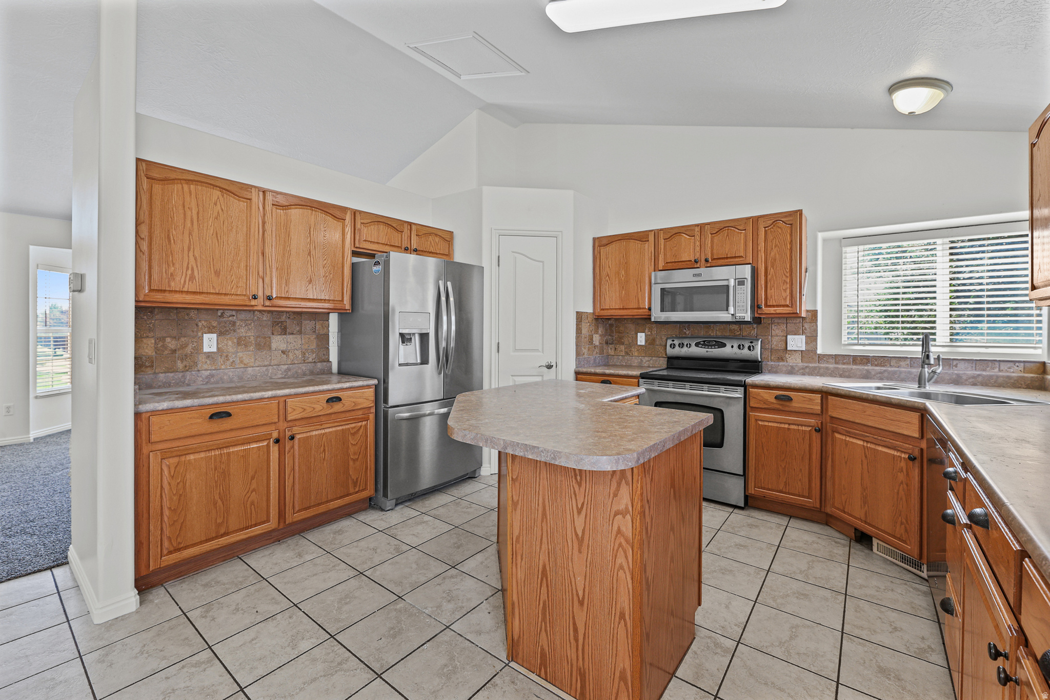 PARK MEADOWS - Residential