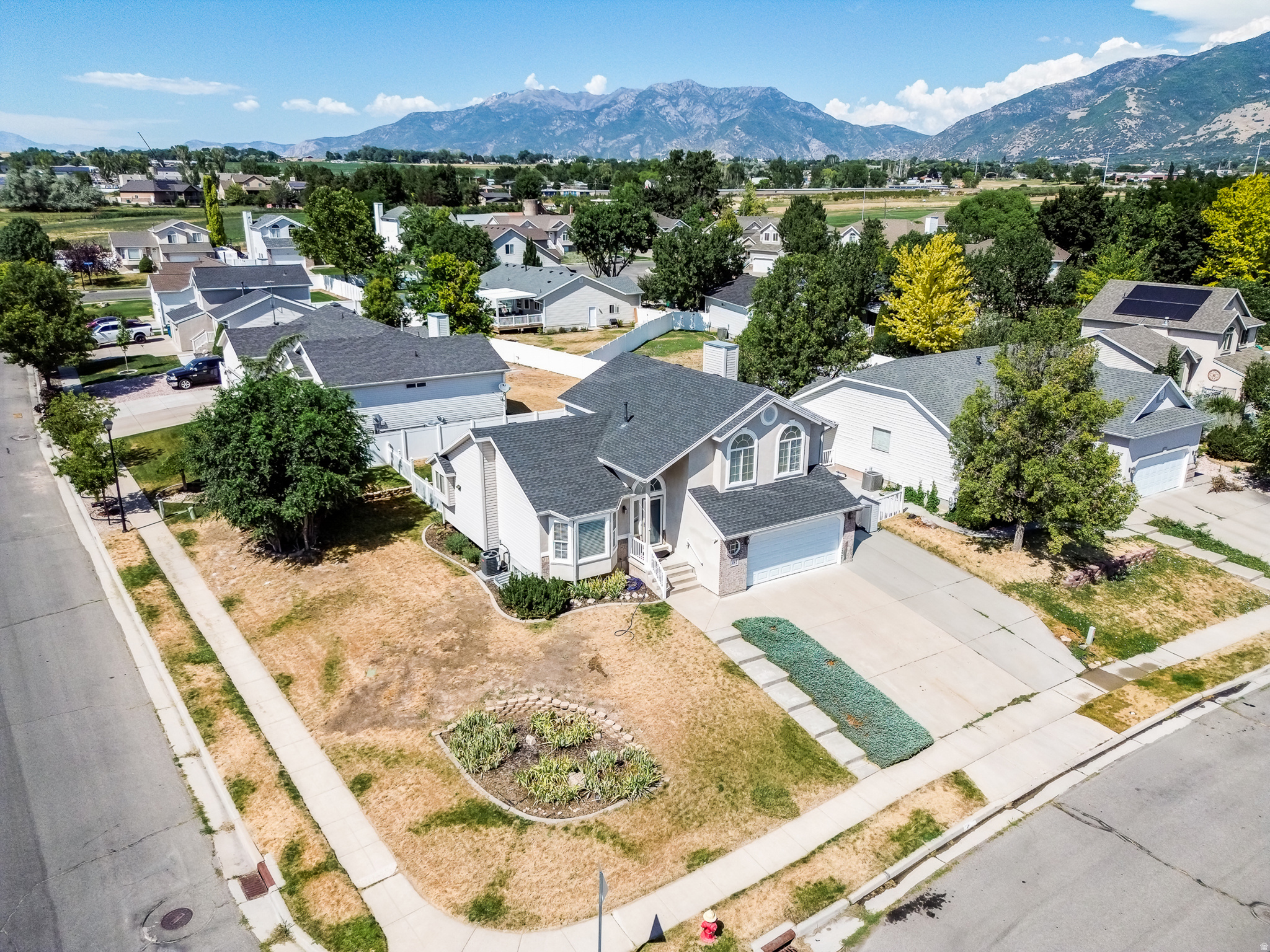 PARK MEADOWS - Residential