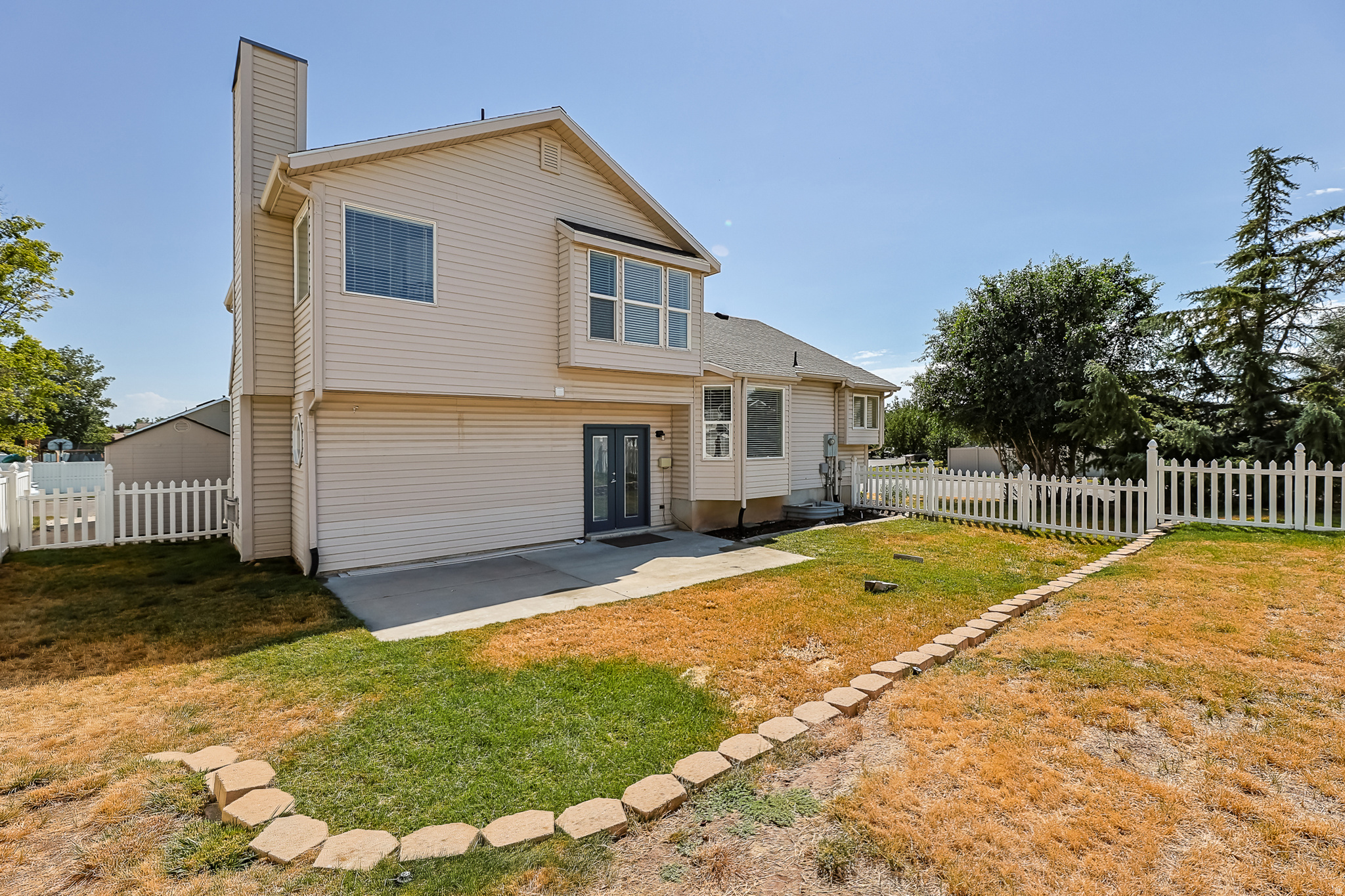 PARK MEADOWS - Residential