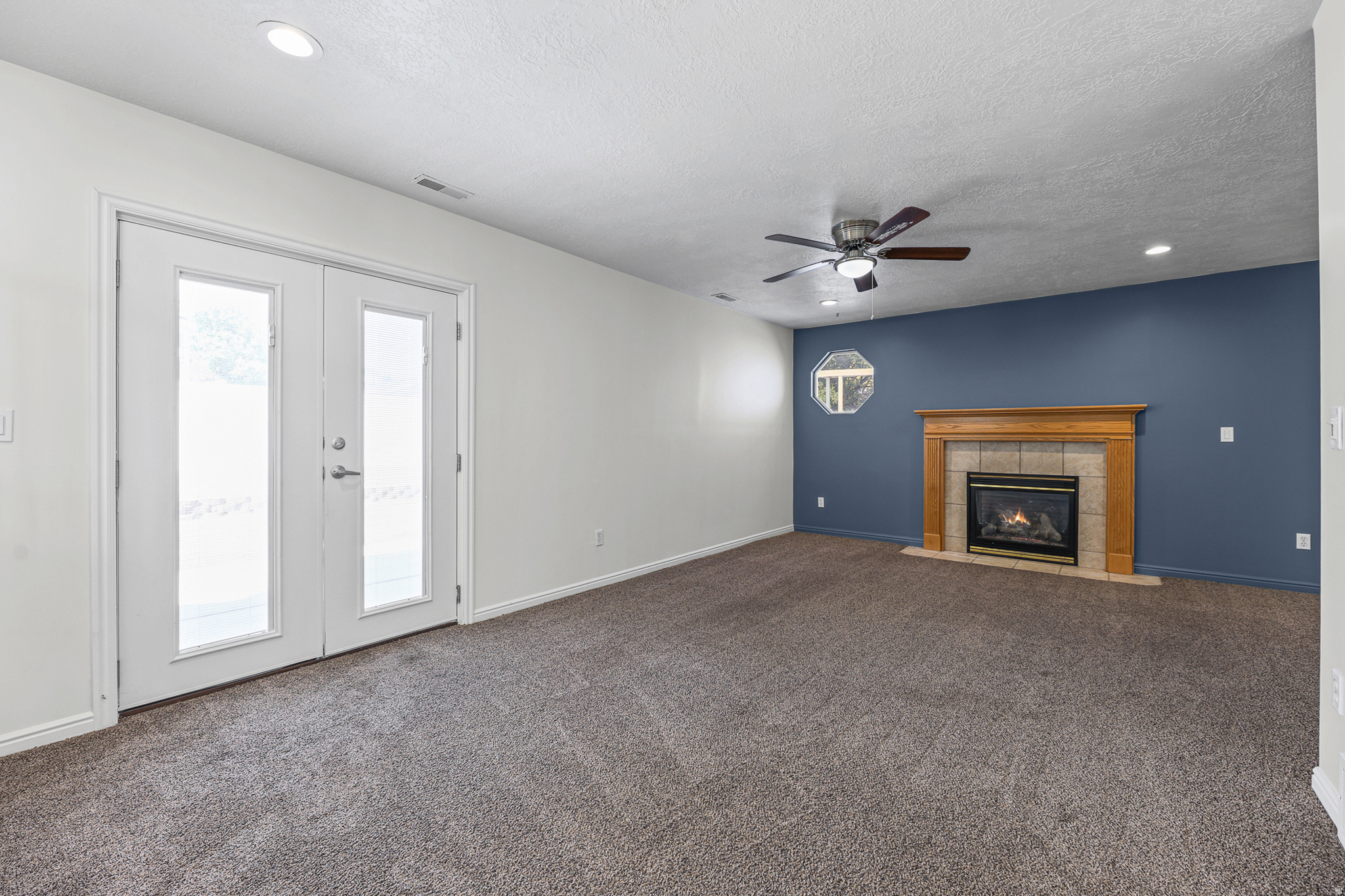 PARK MEADOWS - Residential