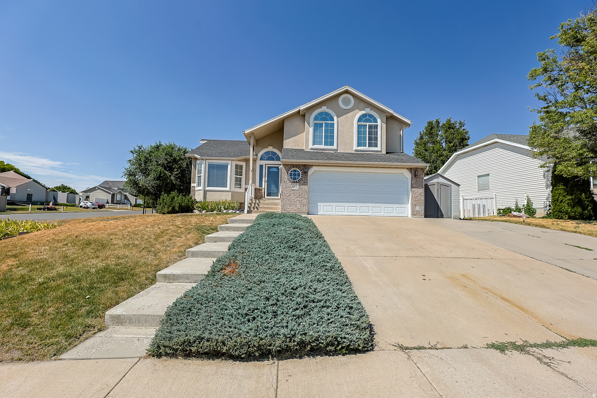 PARK MEADOWS - Residential