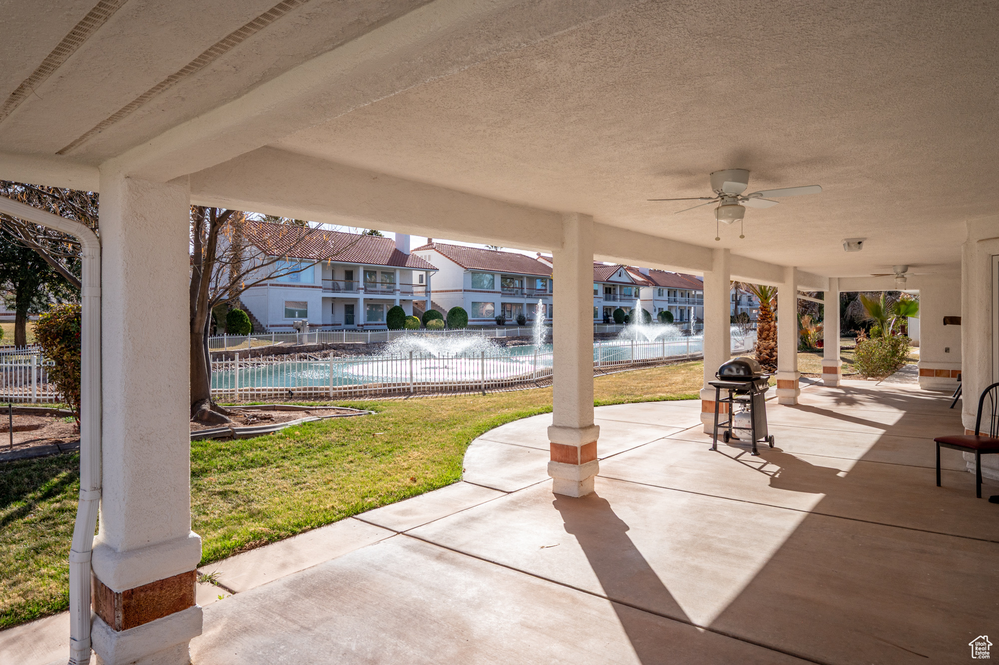 CRYSTAL LAKES - Residential
