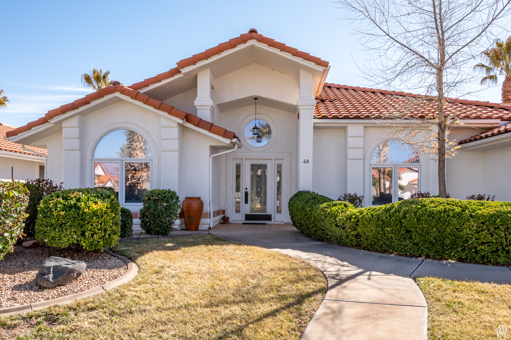 CRYSTAL LAKES - Residential