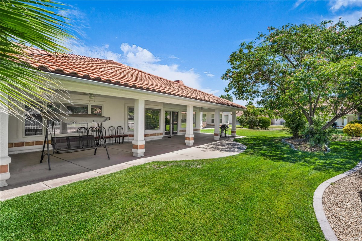 CRYSTAL LAKES - Residential