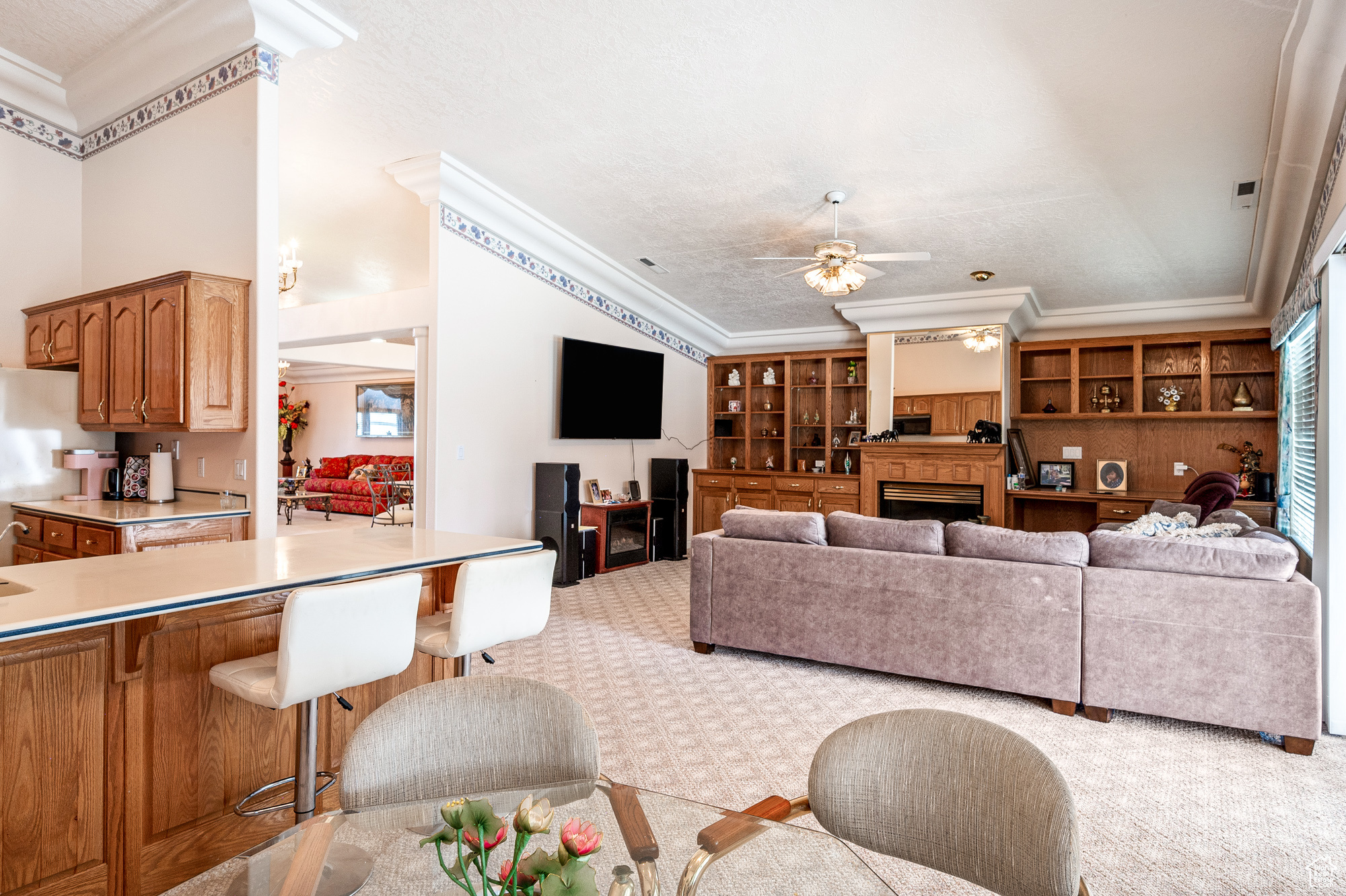 CRYSTAL LAKES - Residential