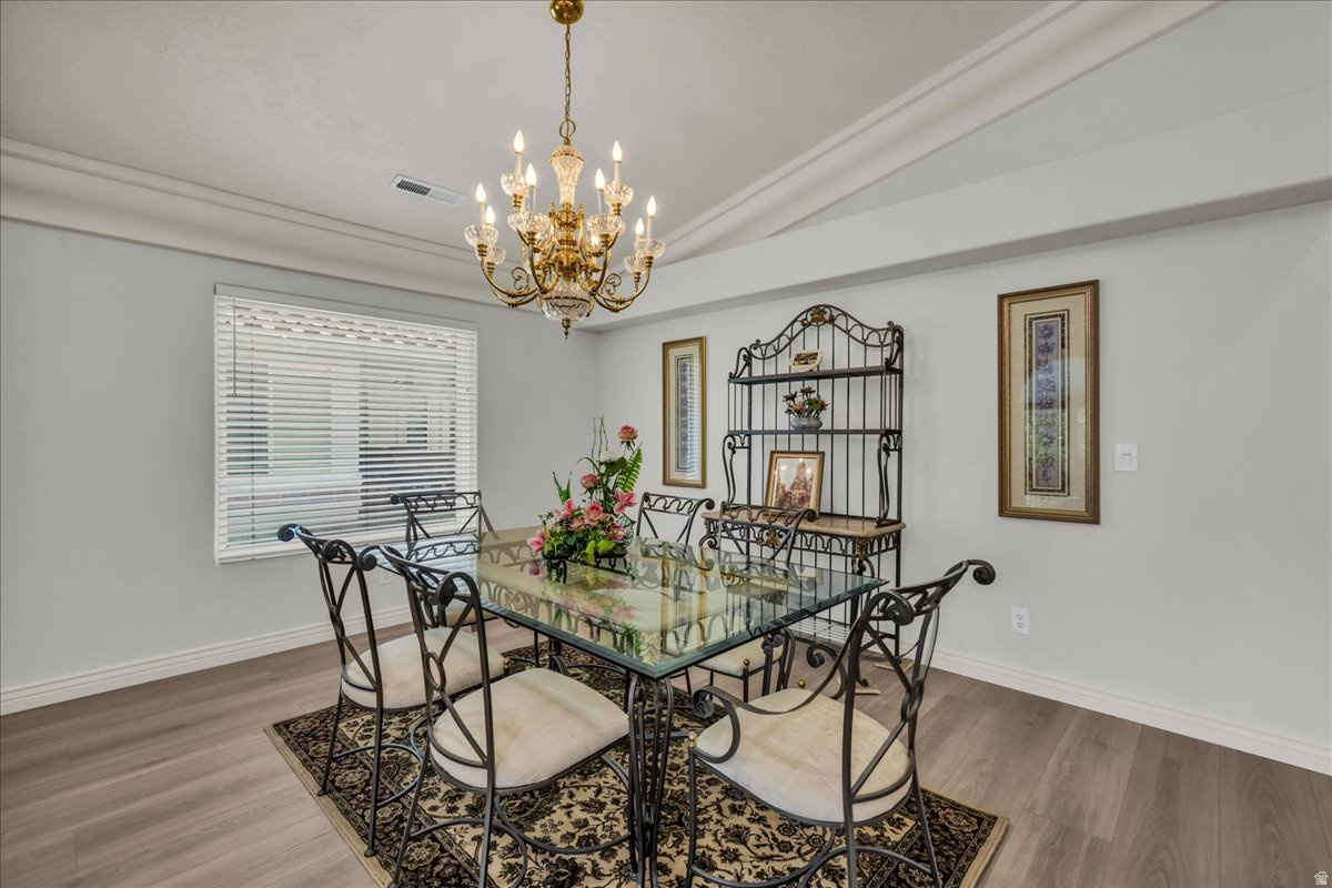 CRYSTAL LAKES - Residential