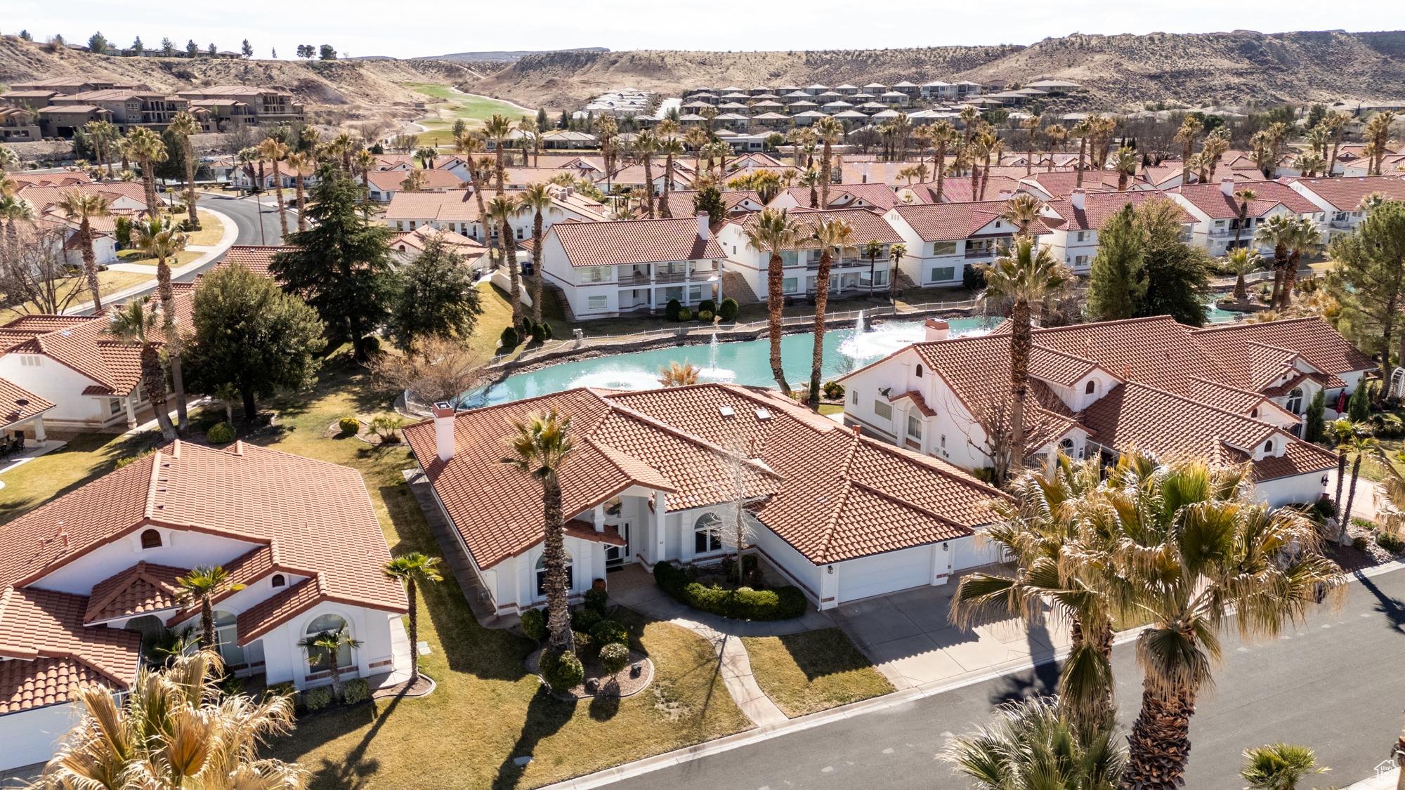 CRYSTAL LAKES - Residential