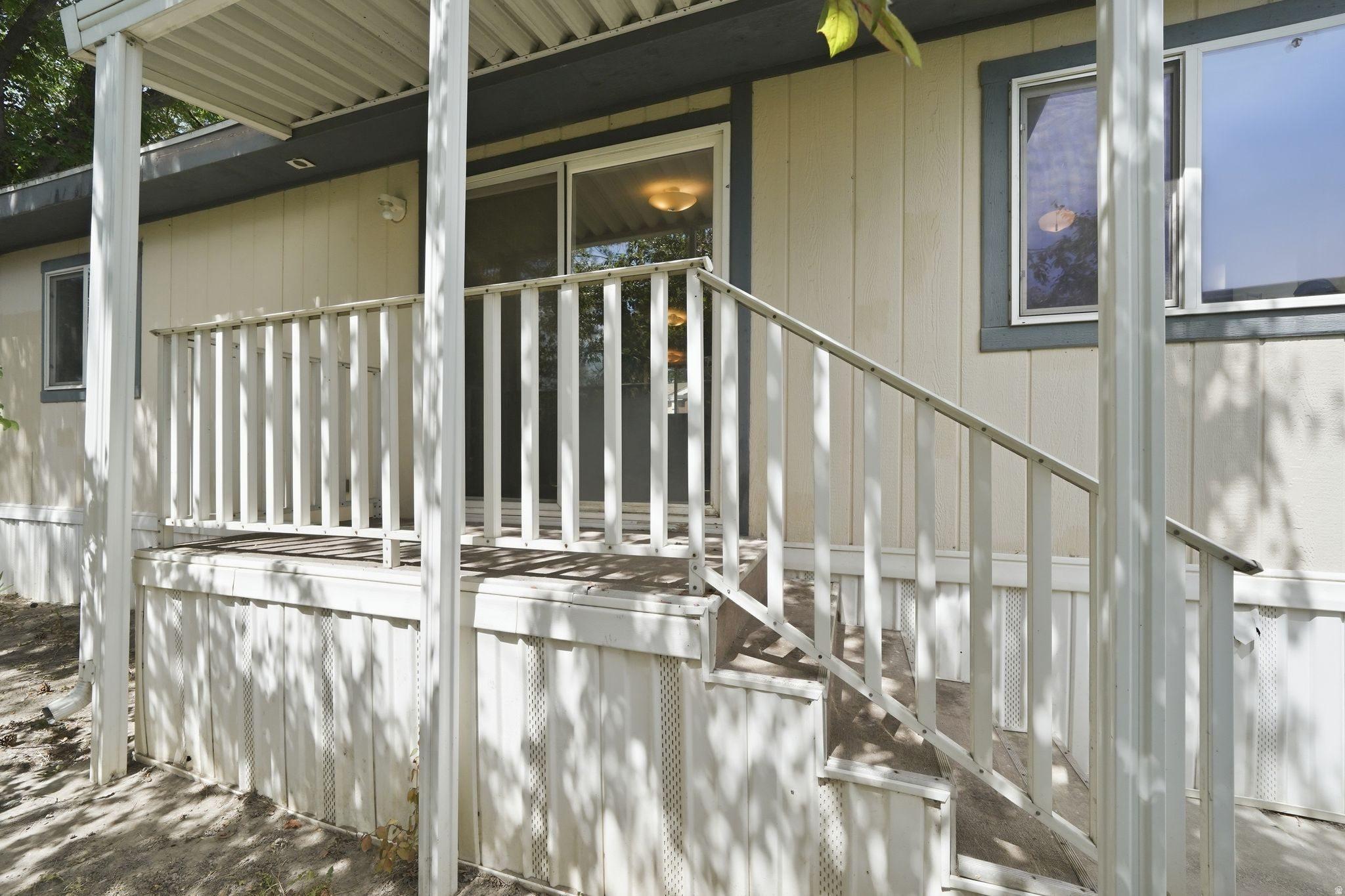 MEADOWBROOK - Residential