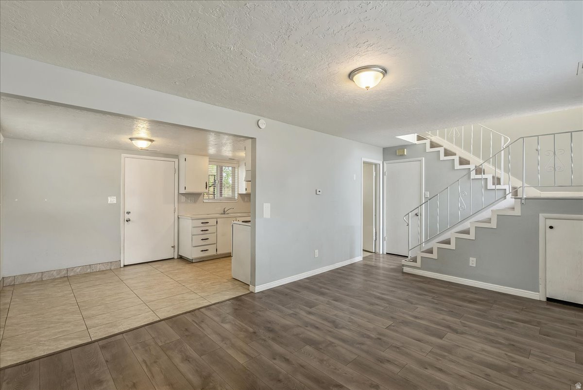 MONTEREY GARDENS SUB - Residential