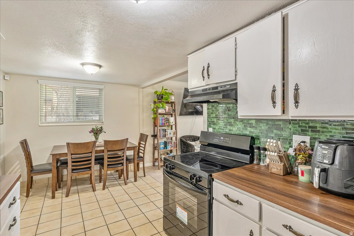 MONTEREY GARDENS SUB - Residential
