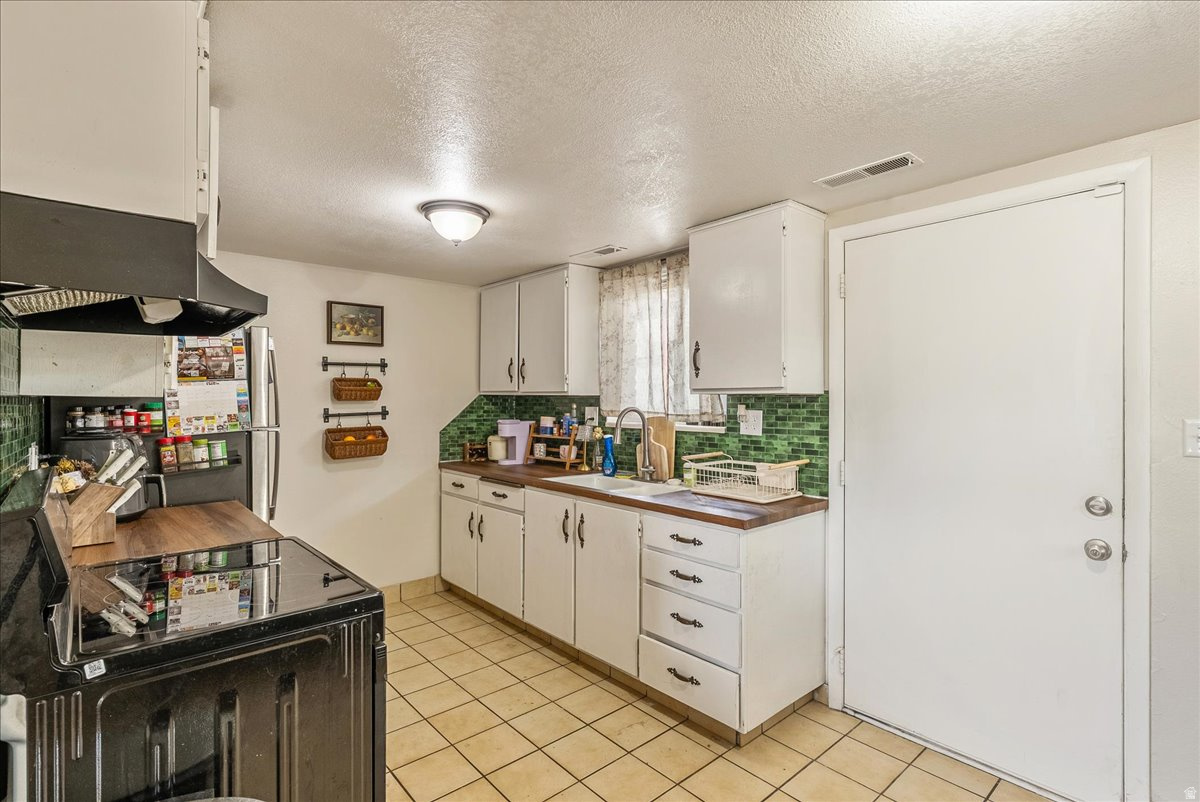 MONTEREY GARDENS SUB - Residential