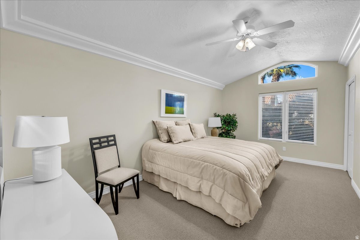 CRYSTAL LAKES TOWHOMES - Residential