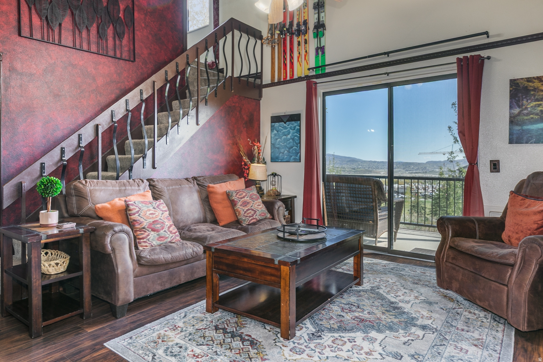 RED PINE CHALETS CONDO - Residential