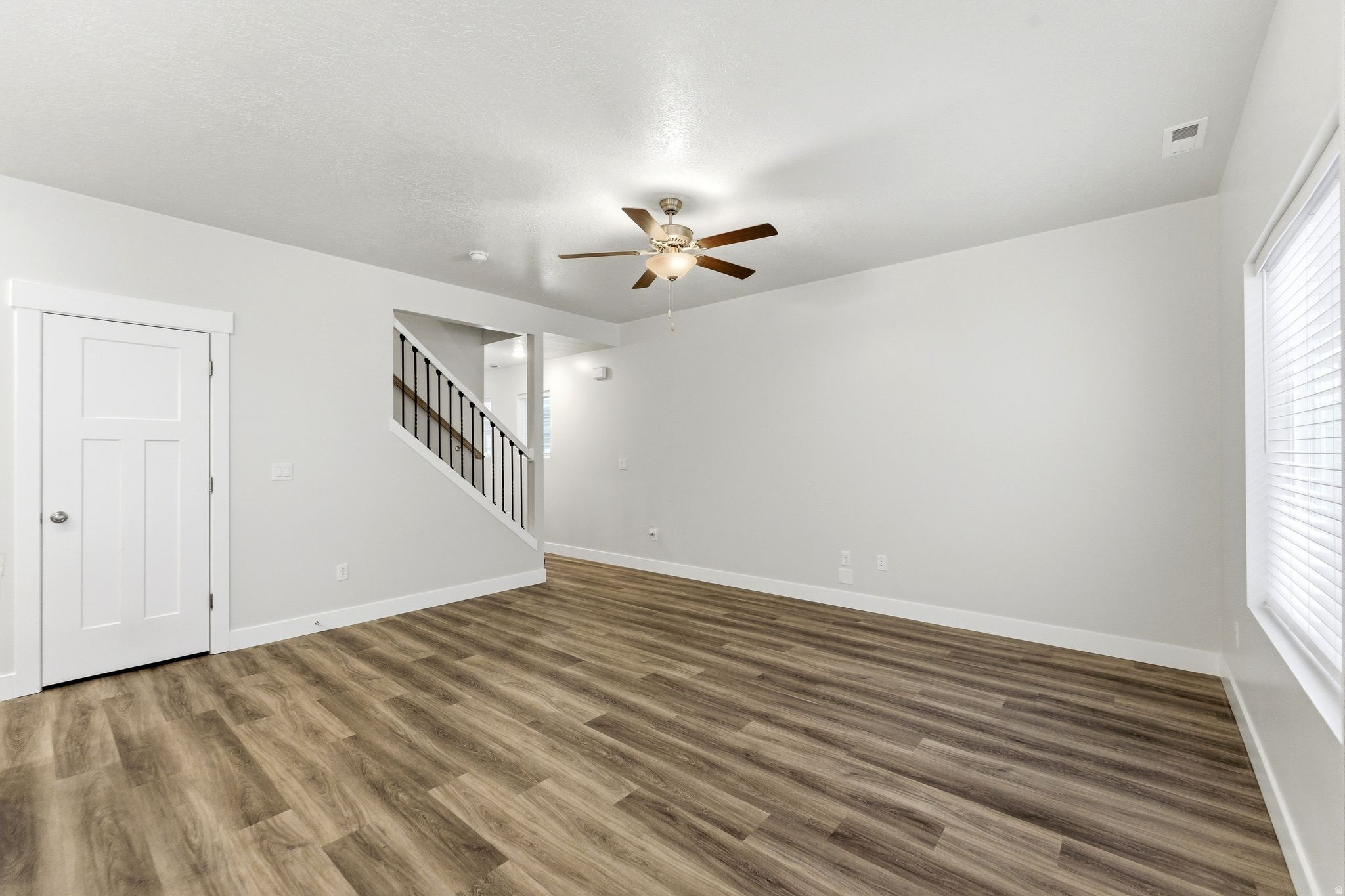 RIVERSTONE - Residential
