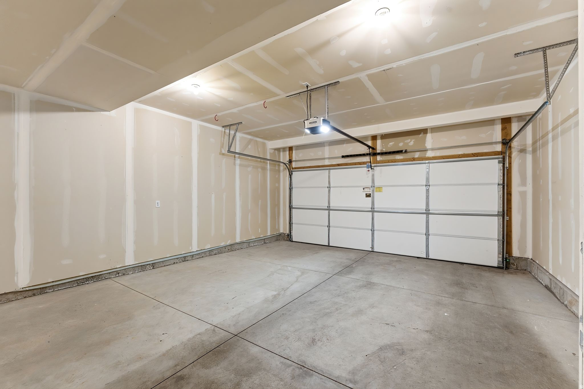 RIVERSTONE - Residential