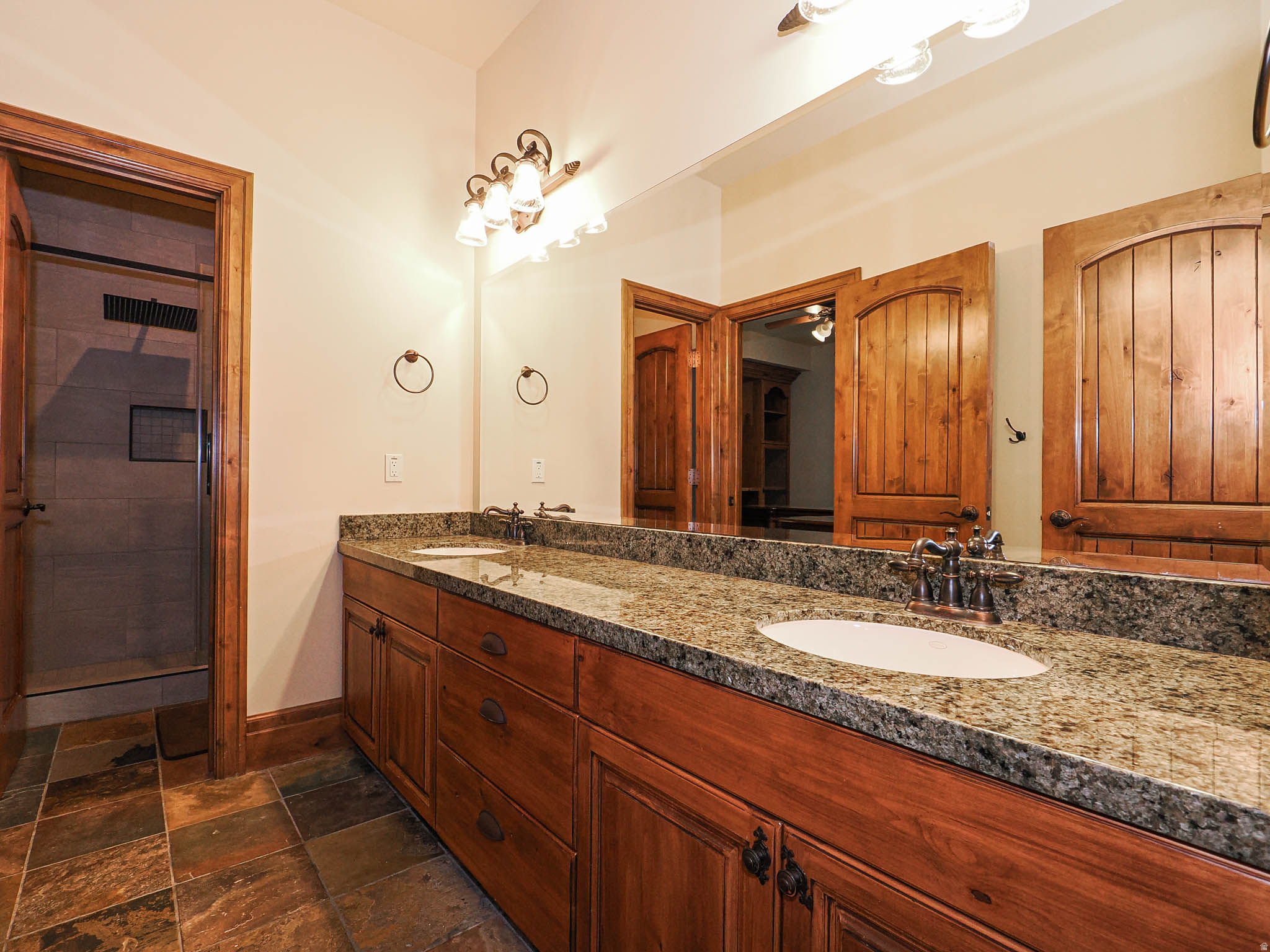 PEPPERWOOD - Residential