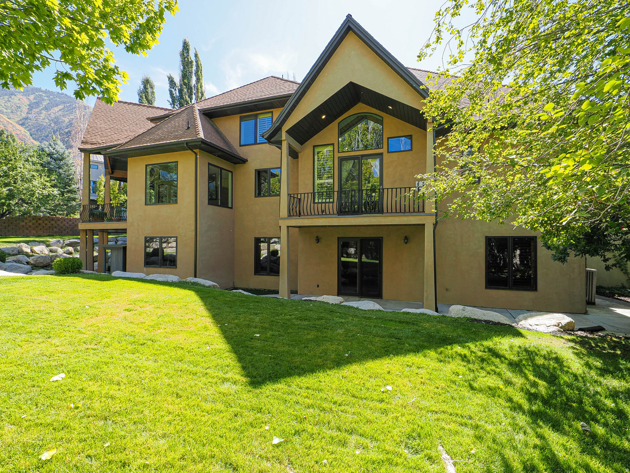 PEPPERWOOD - Residential